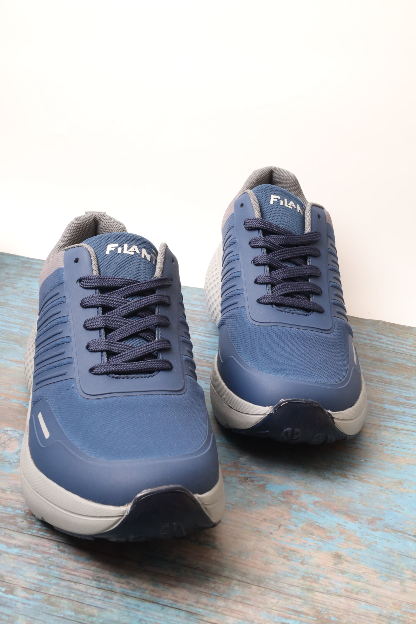 حذاء رياضي رجالي 24106