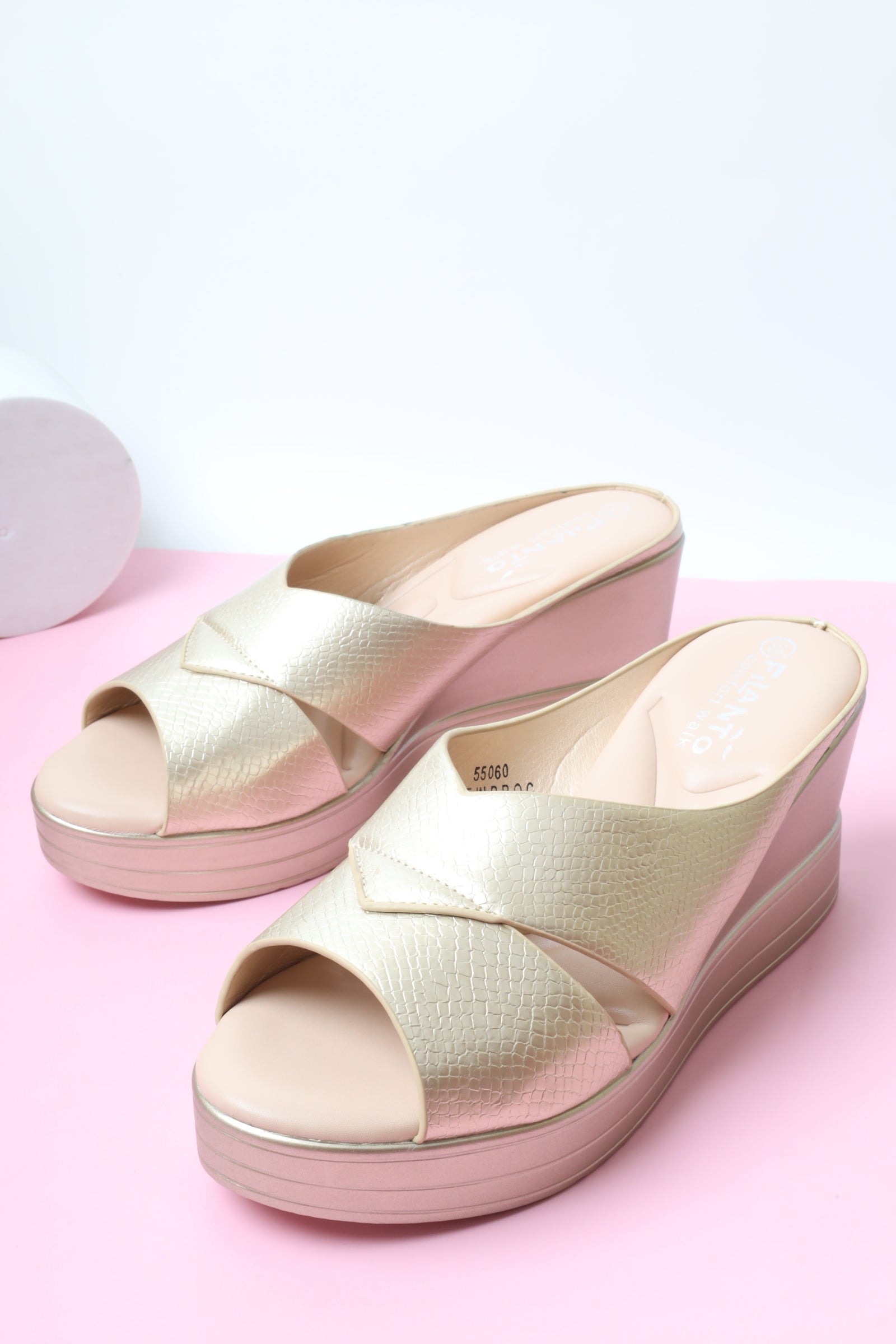 صندل نسائي بكعب 55060