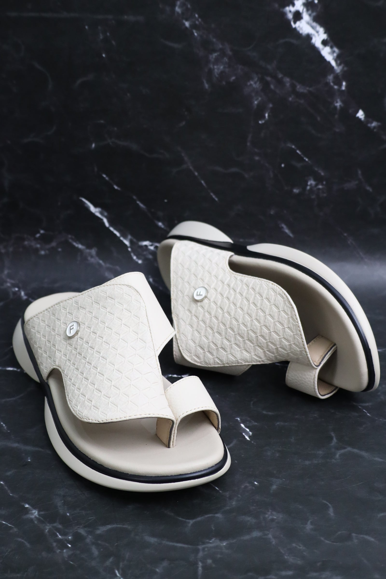 Men's Sandal 27707