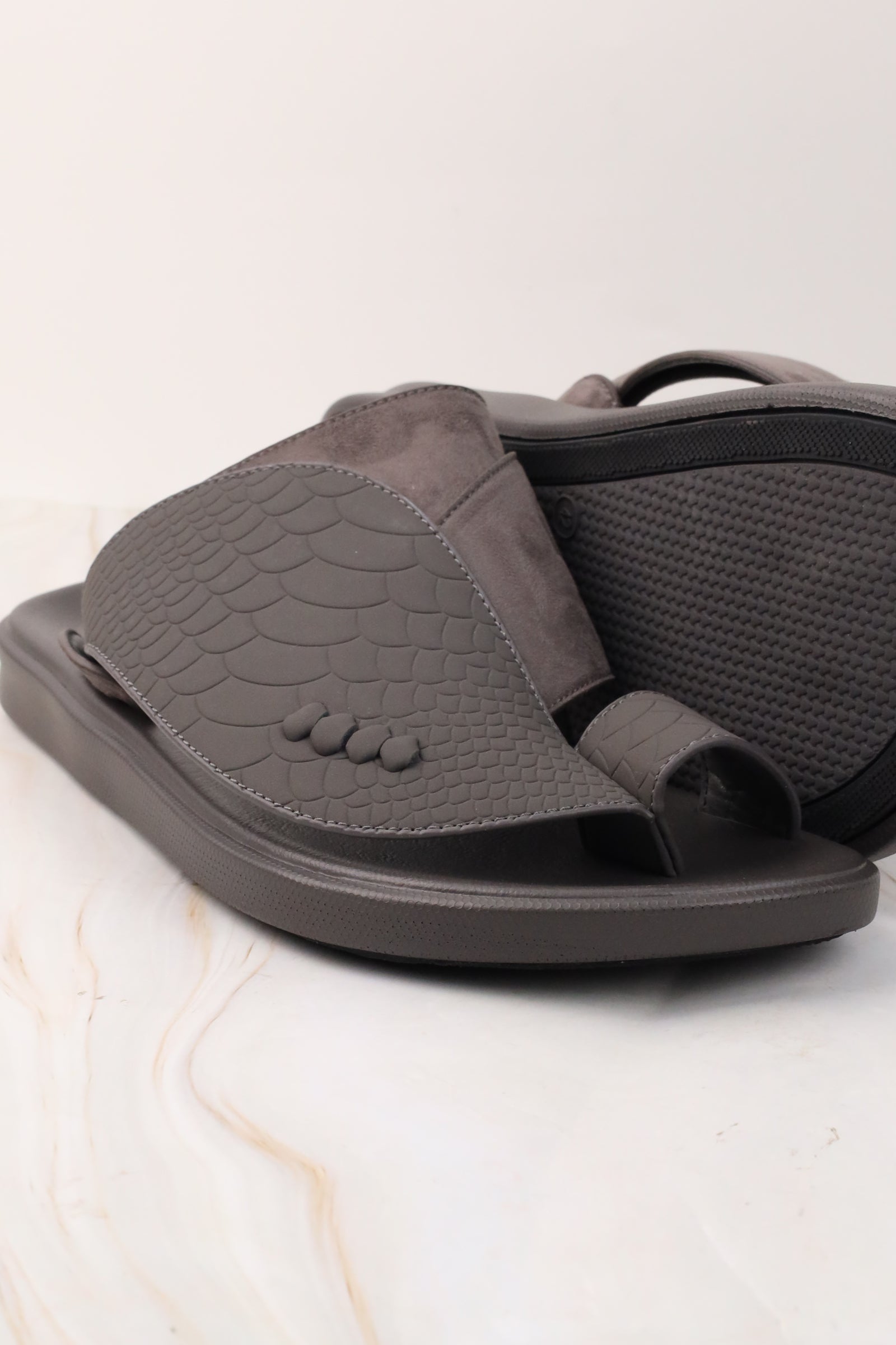 Men's Sharqi 33127