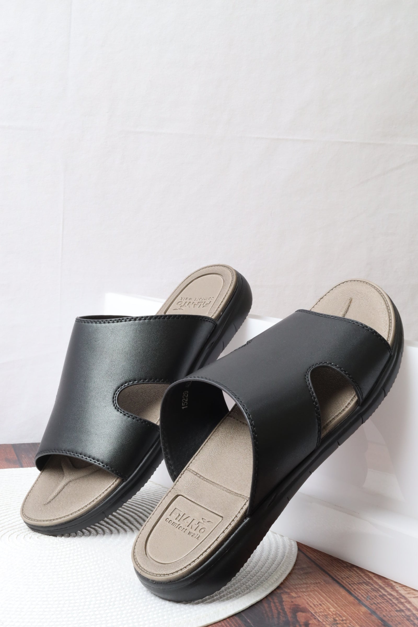 Men's sandal 15229