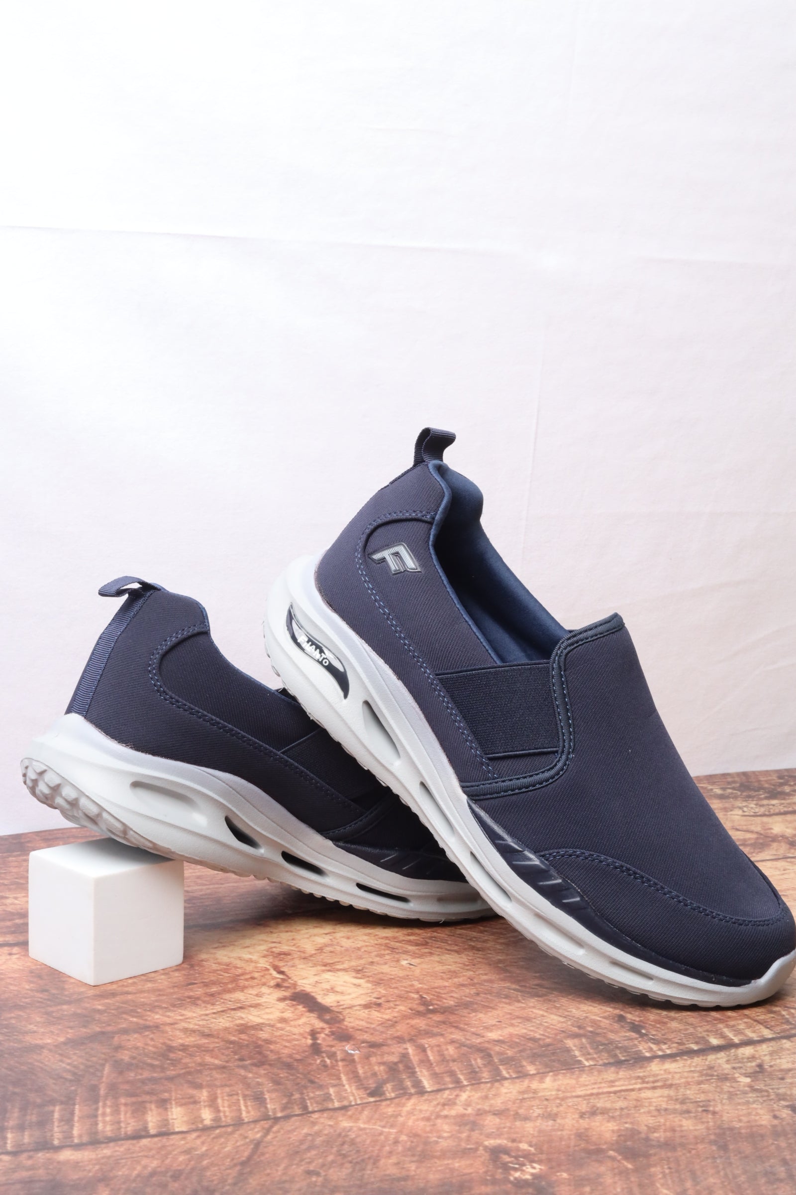 Men's Sports Shoes 16555