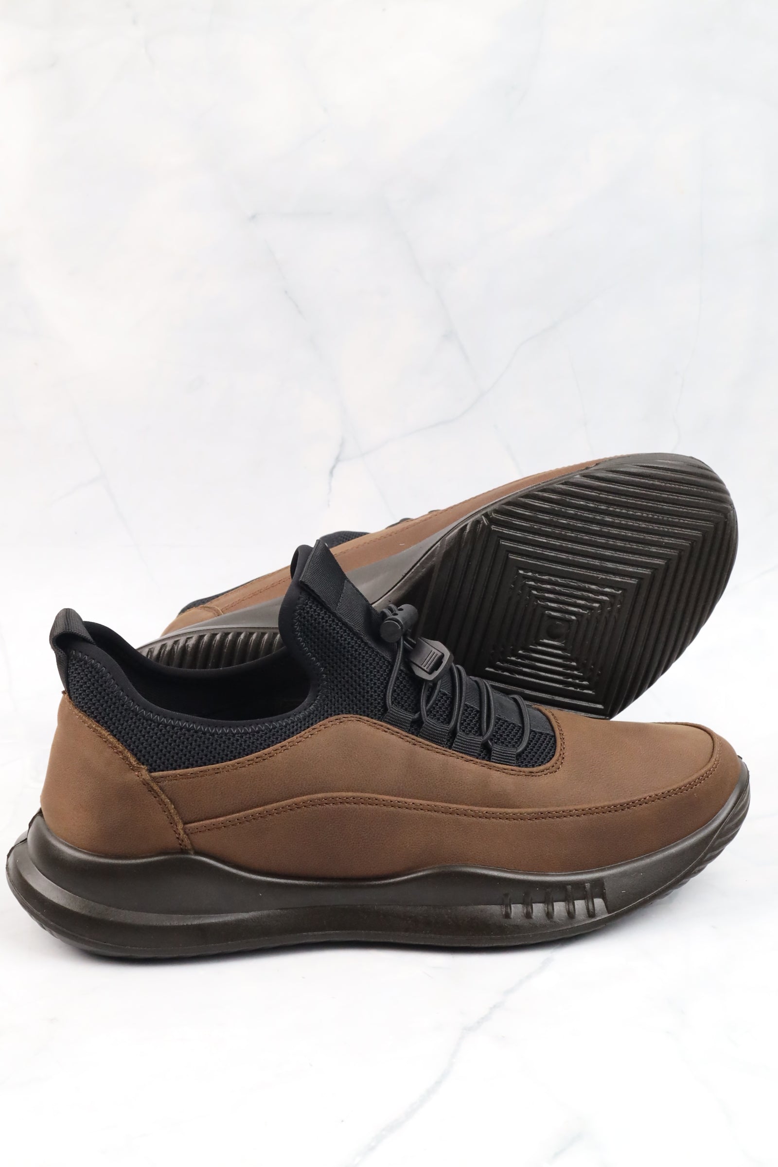 Casual shoe 17326