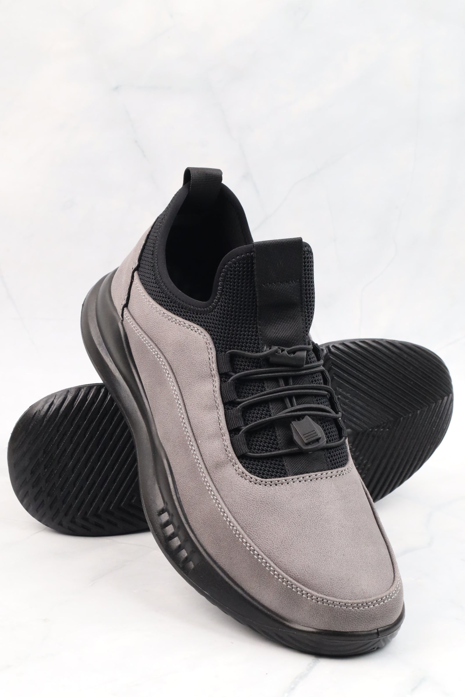 Casual shoe 17326
