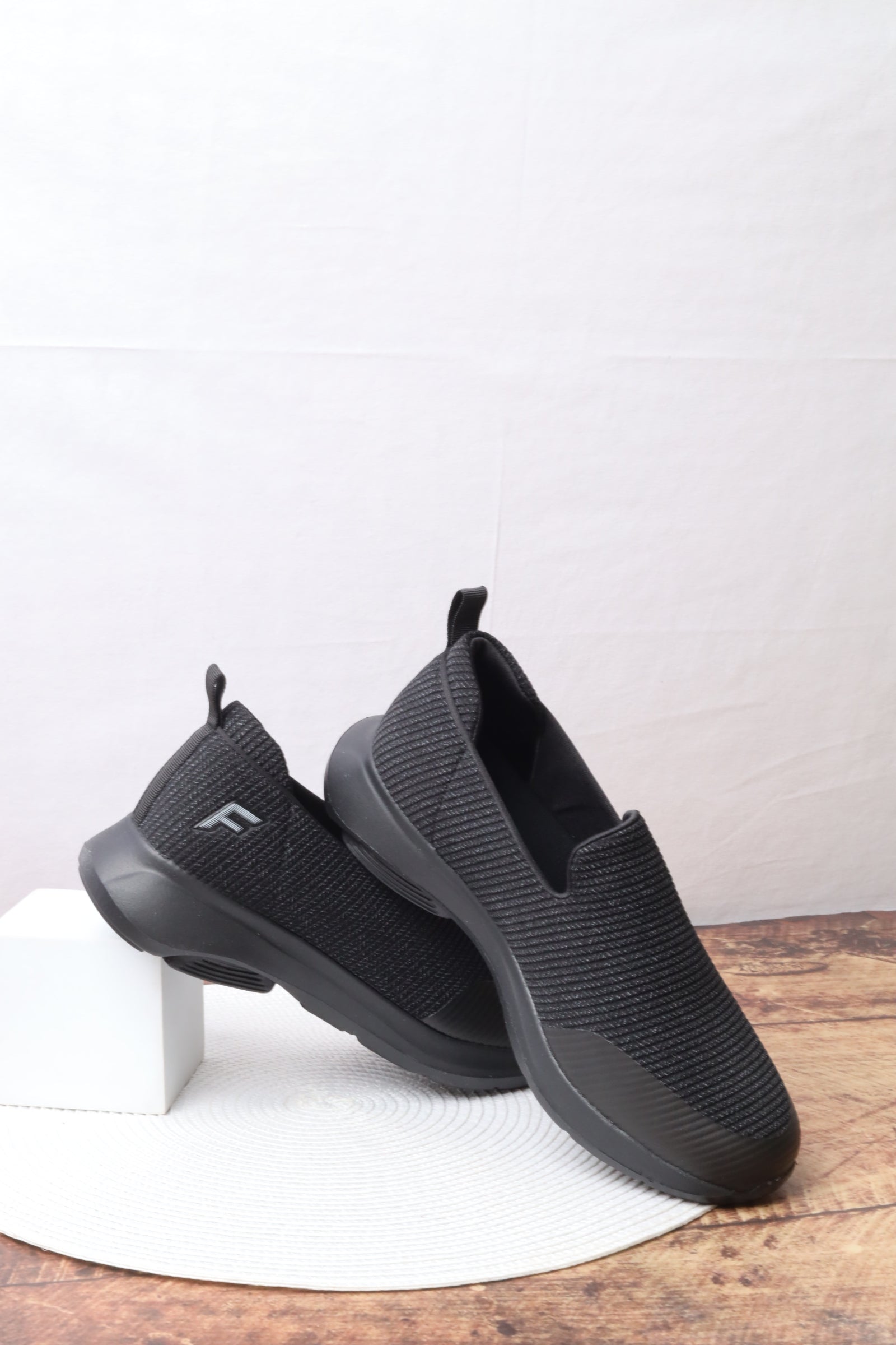 حذاء ولادي 19608