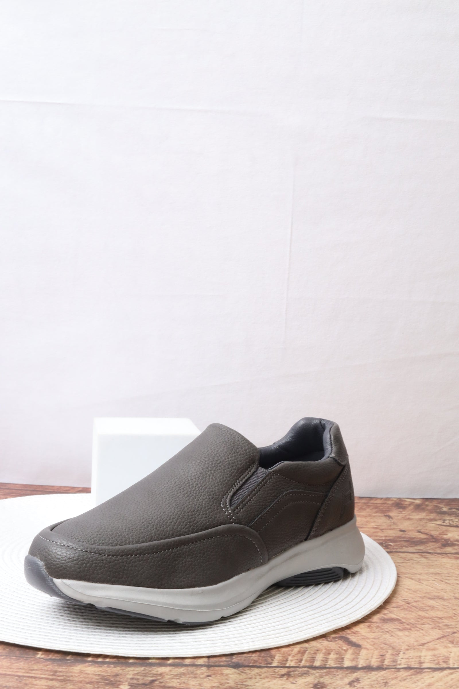 حذاء ولادي 19611