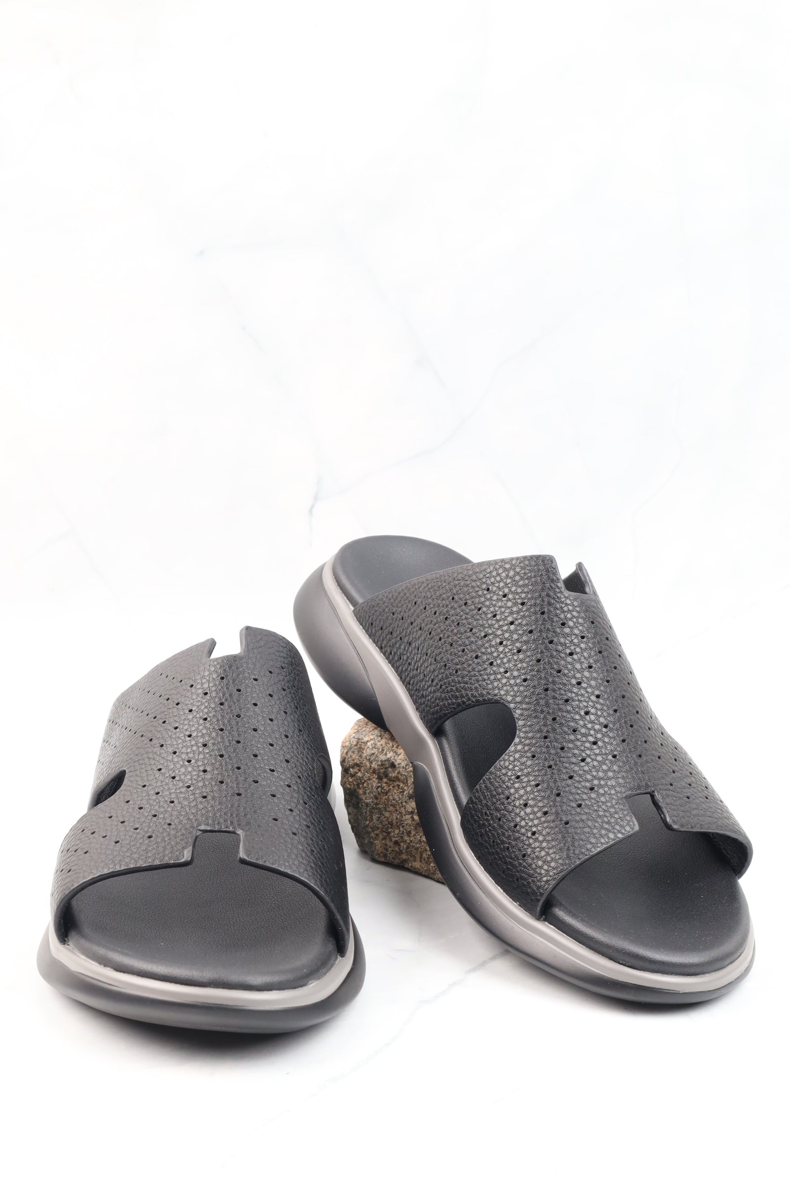 Men's Sandal 27710