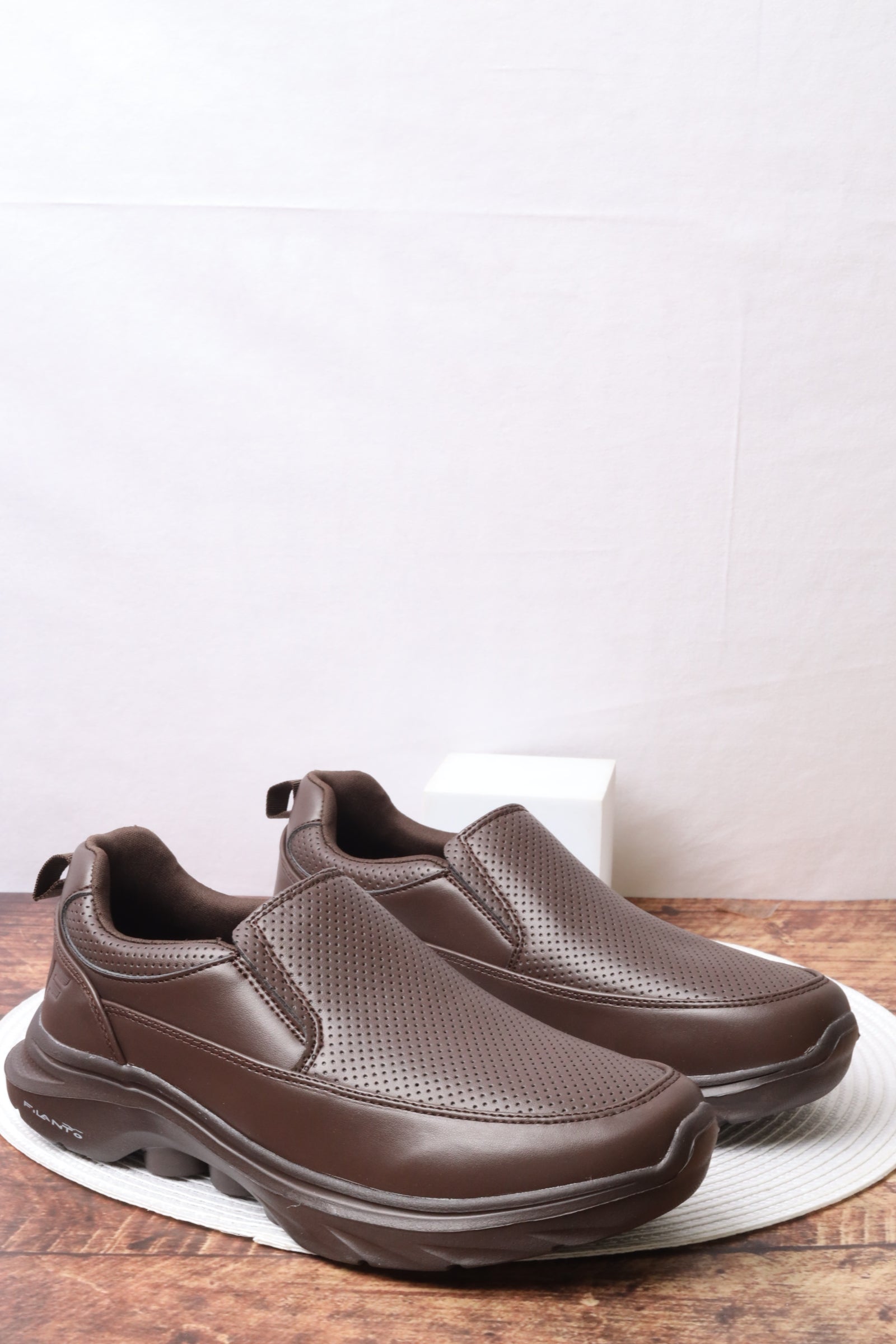 حذاء ولادي 19605