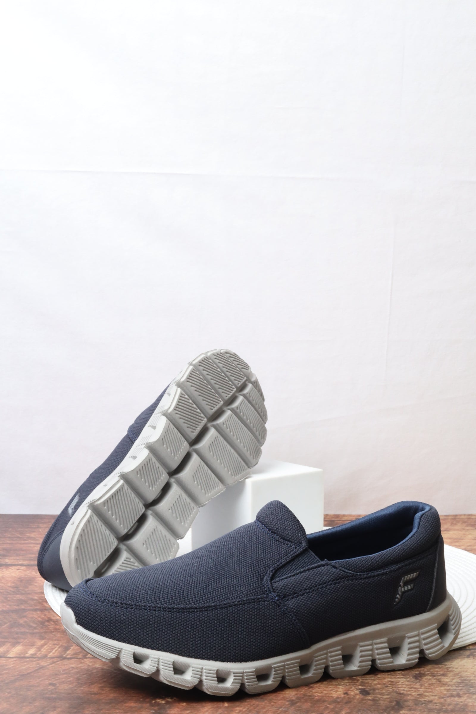 حذاء ولادي 19617