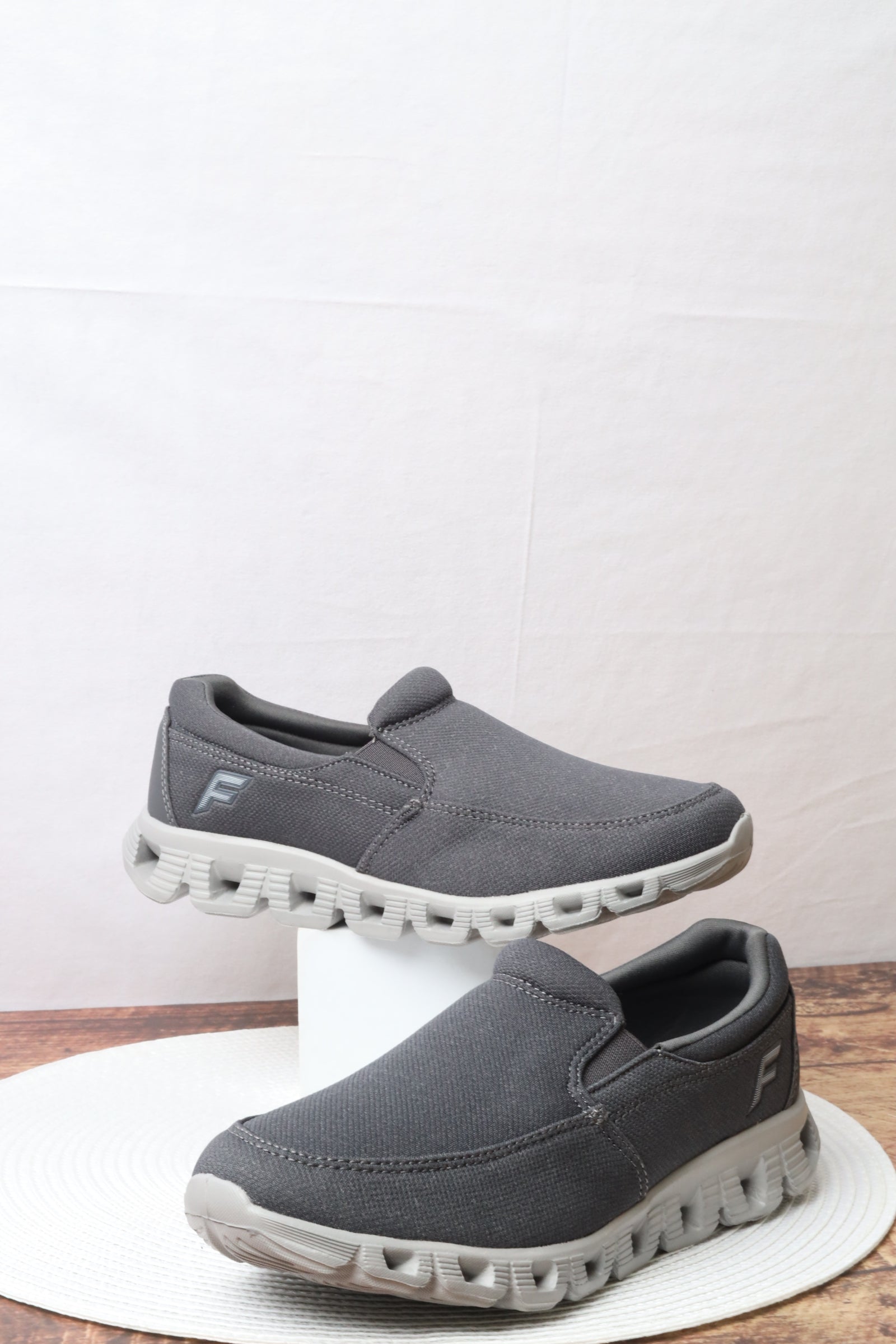 حذاء ولادي 19617