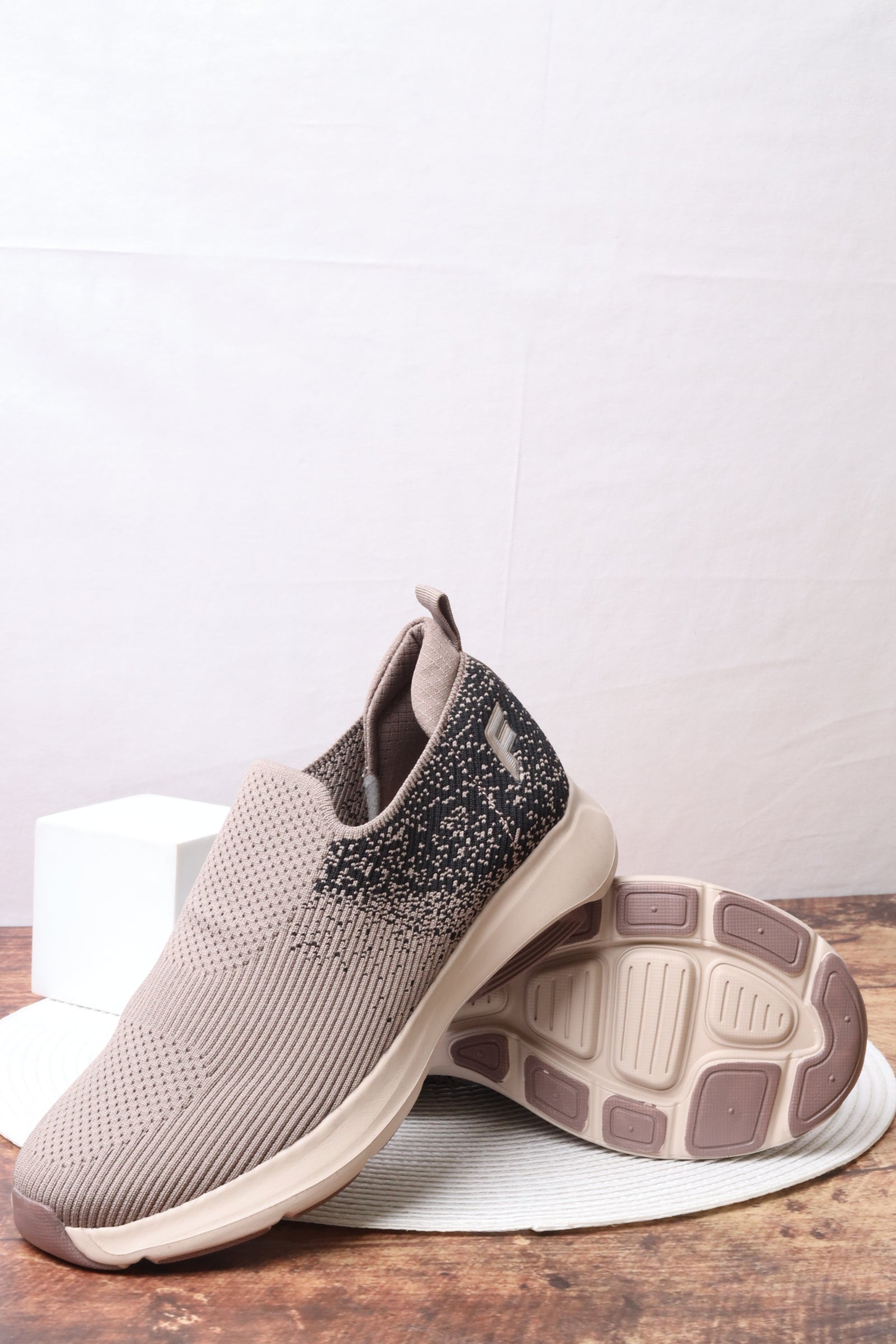 حذاء ولادي 19614