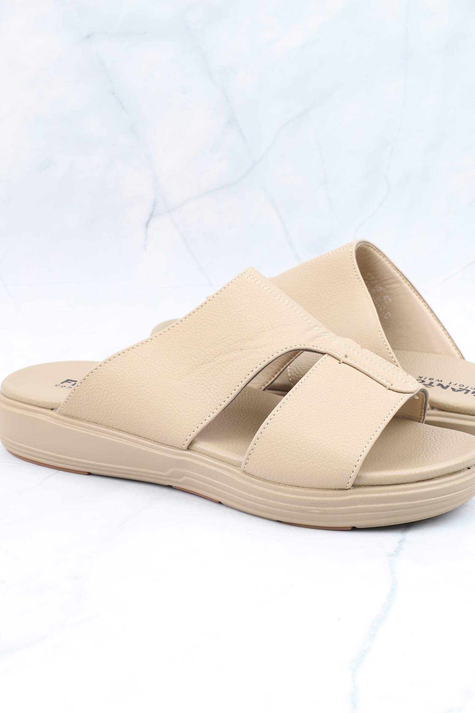 Men's Sandal 27745