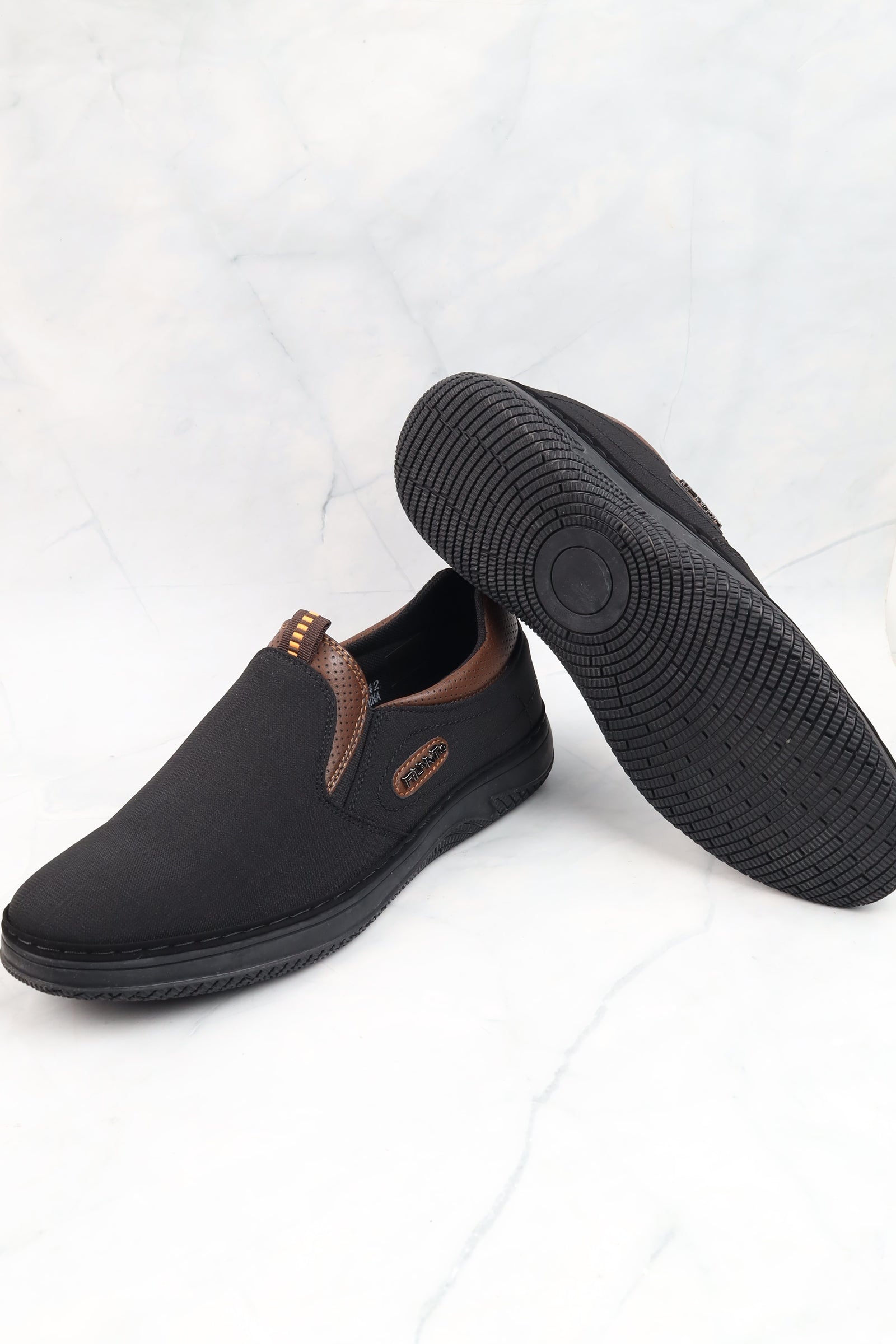 Casual shoe 28537