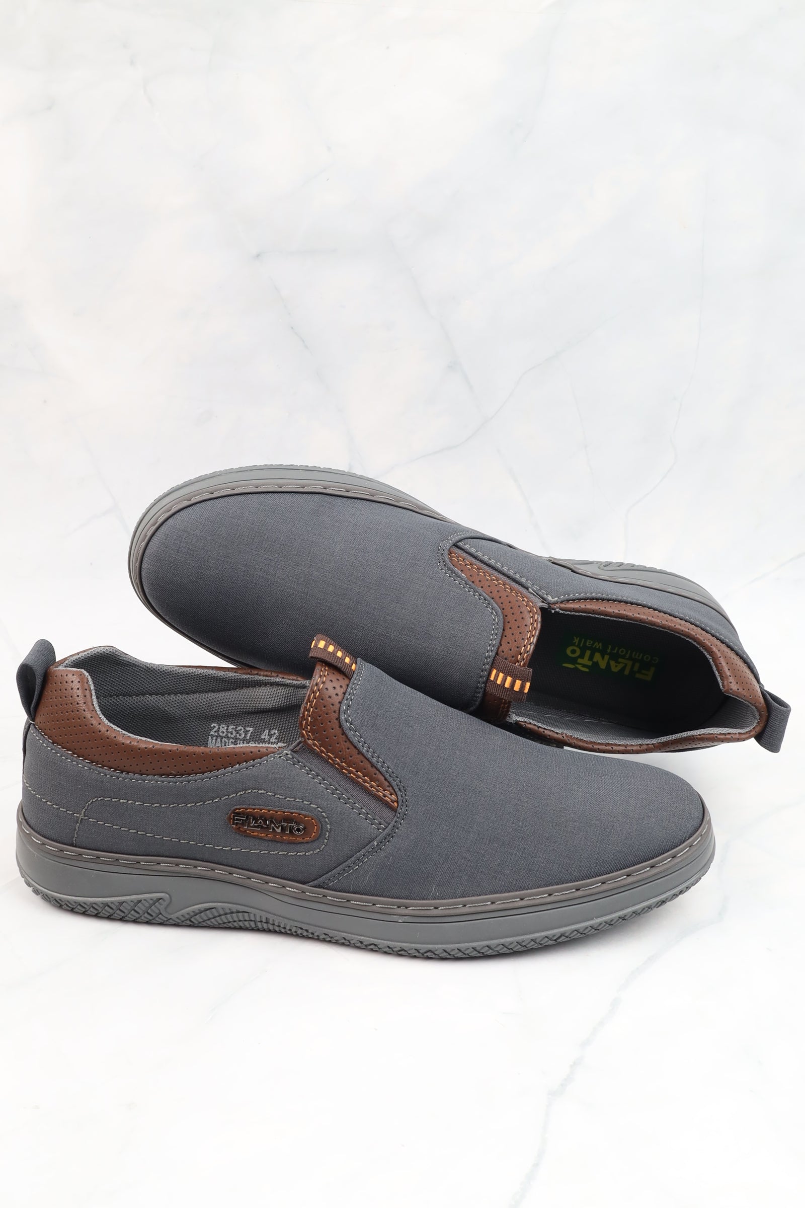 Casual shoe 28537