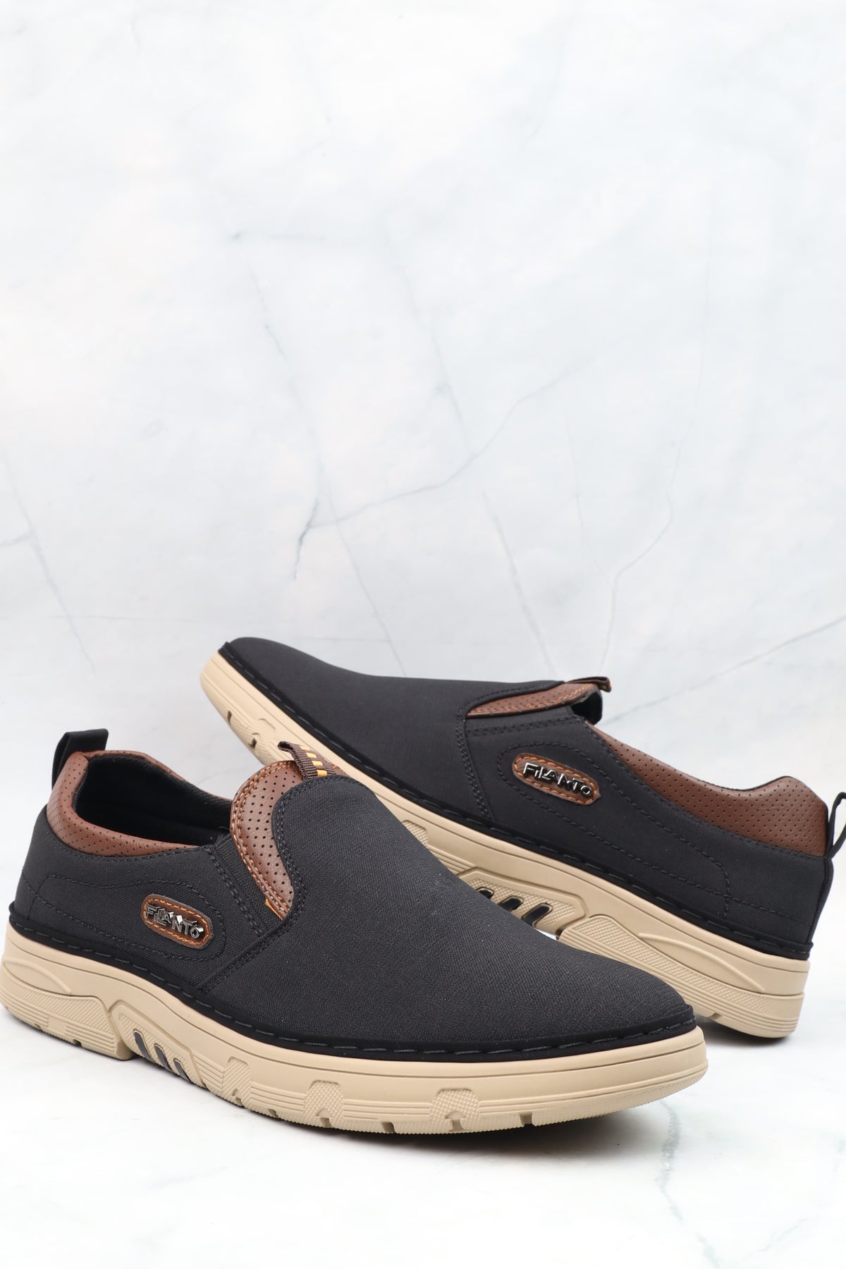 Casual shoe 28526