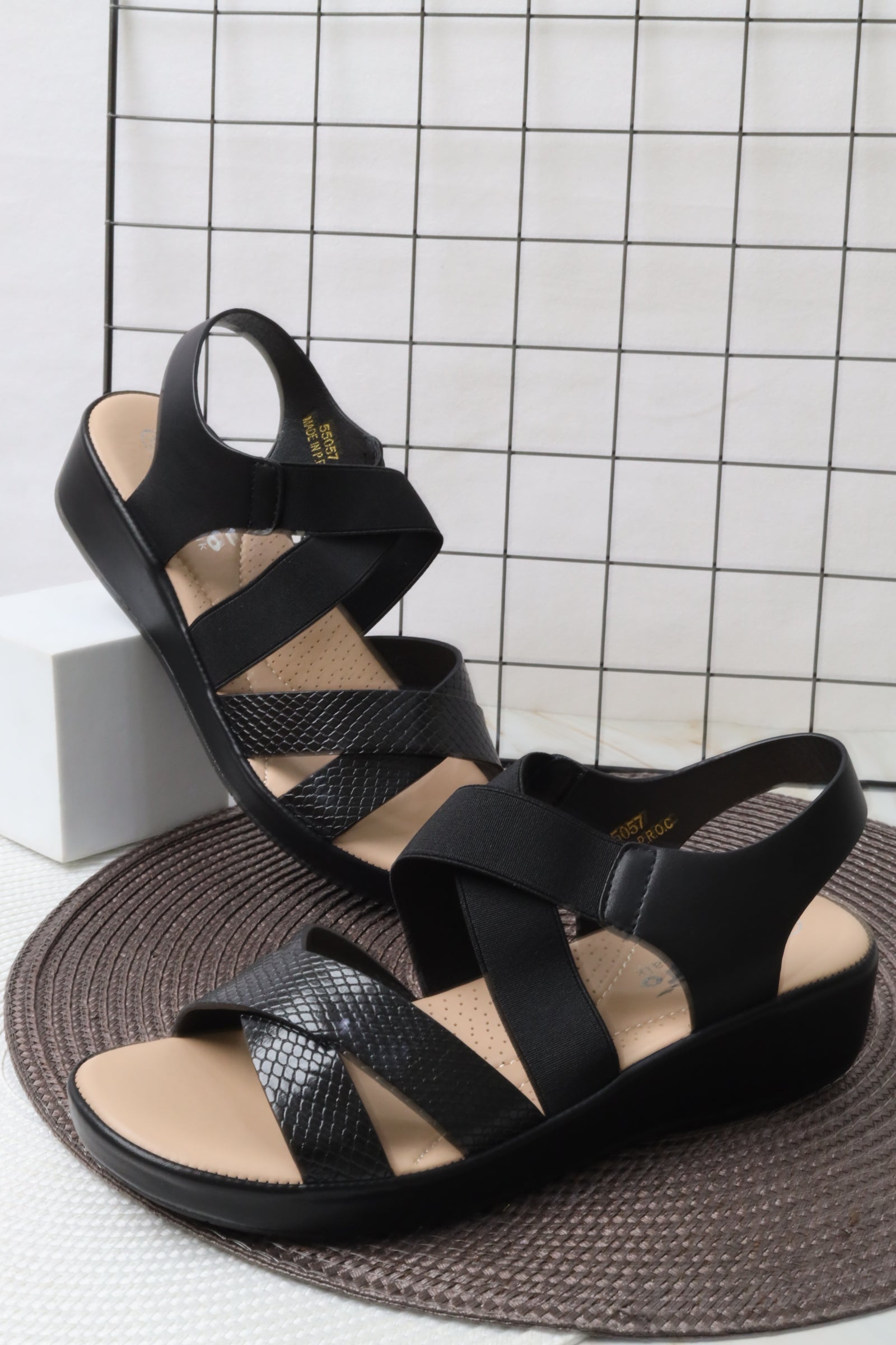 Women's sandal 55057