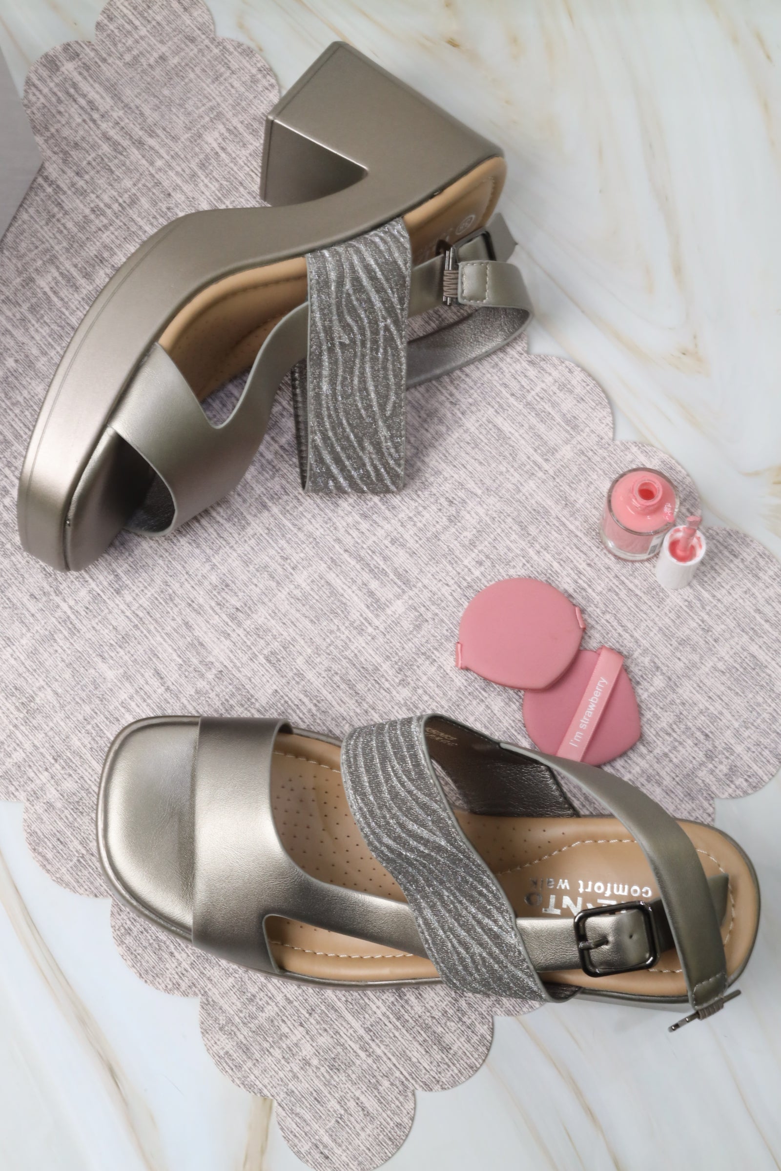 Women's heeled sandals 55063