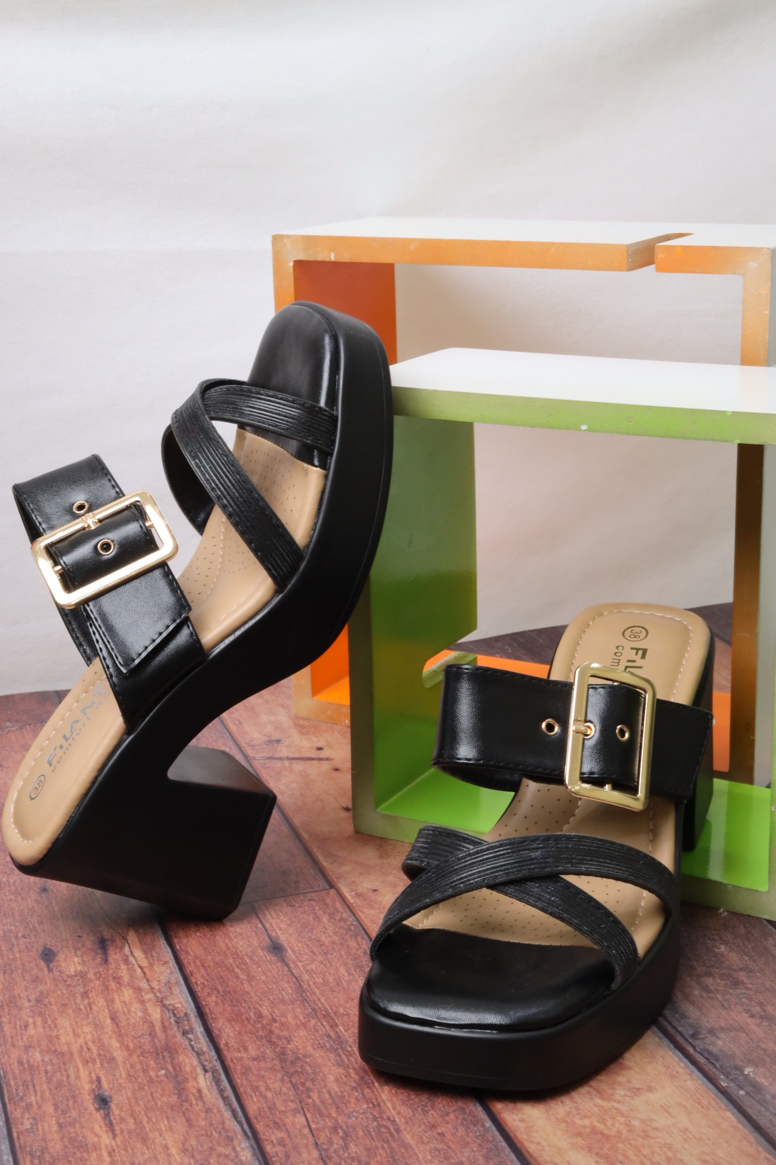 Women's heeled sandals 55062