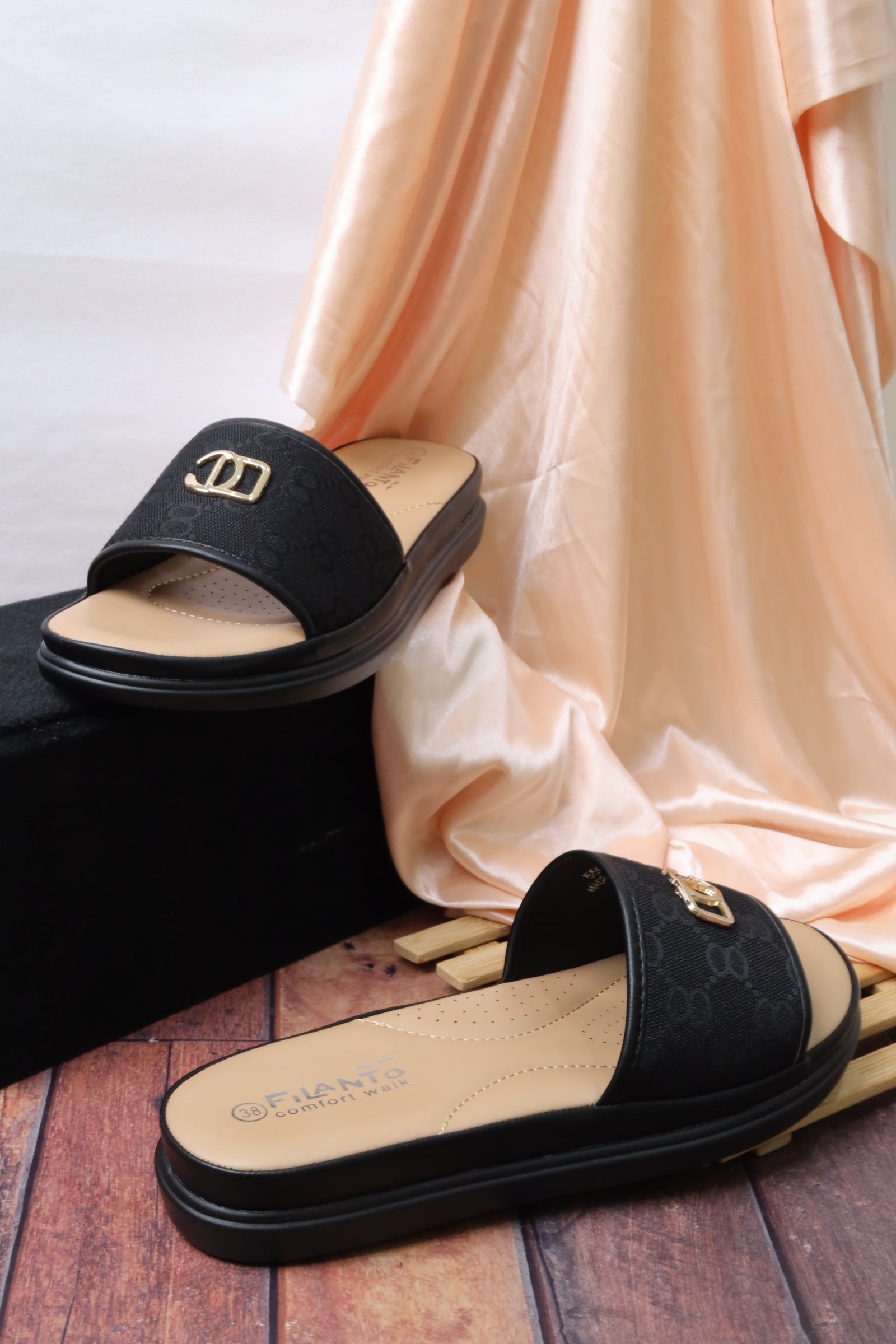 Women's sandal 55079