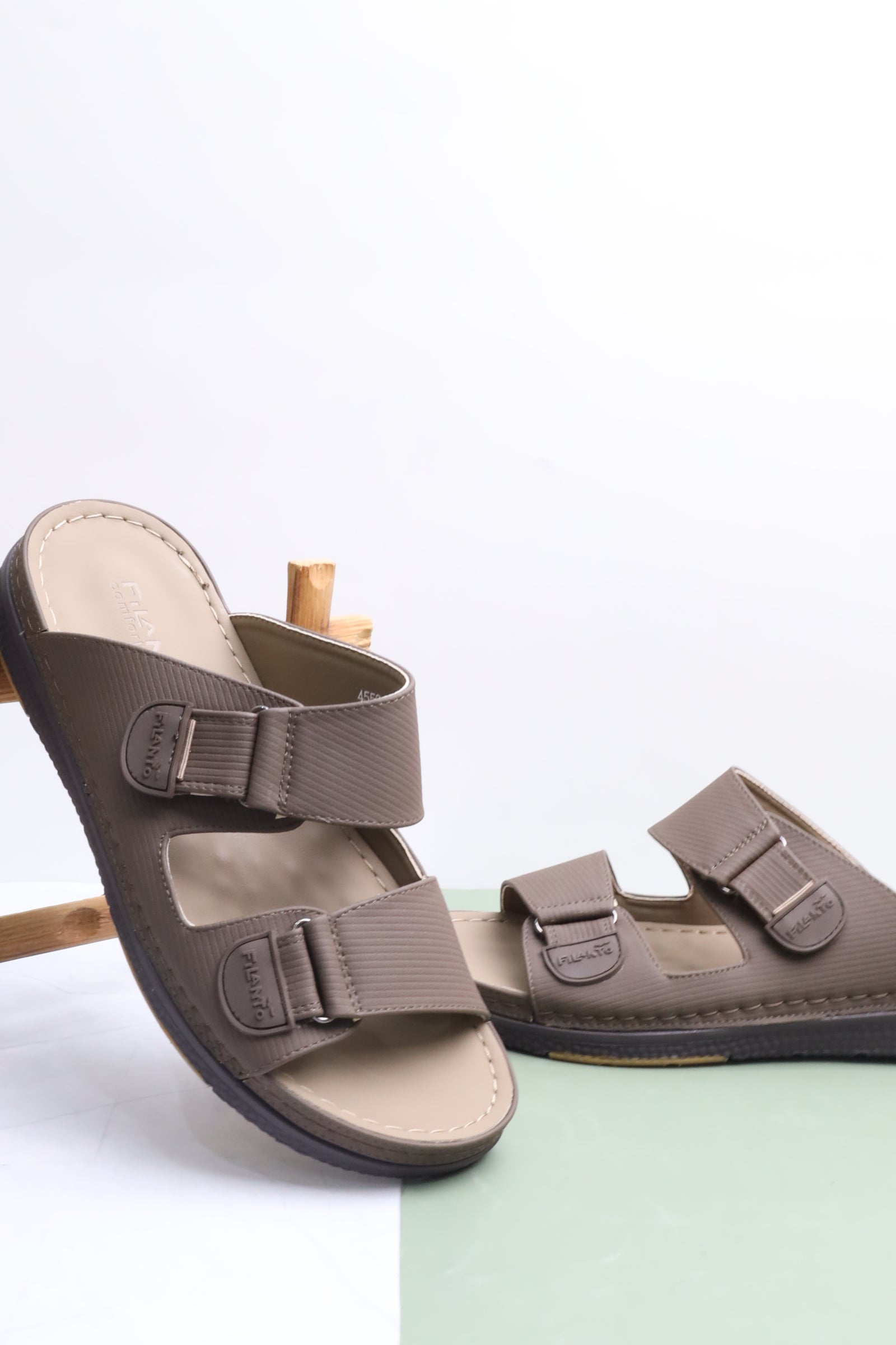 Men's sandal 45531