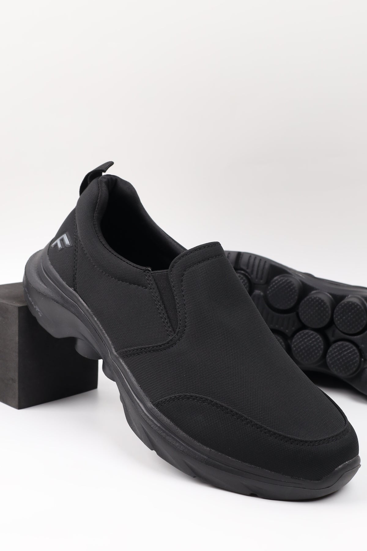 Men's Sports Shoes 16604