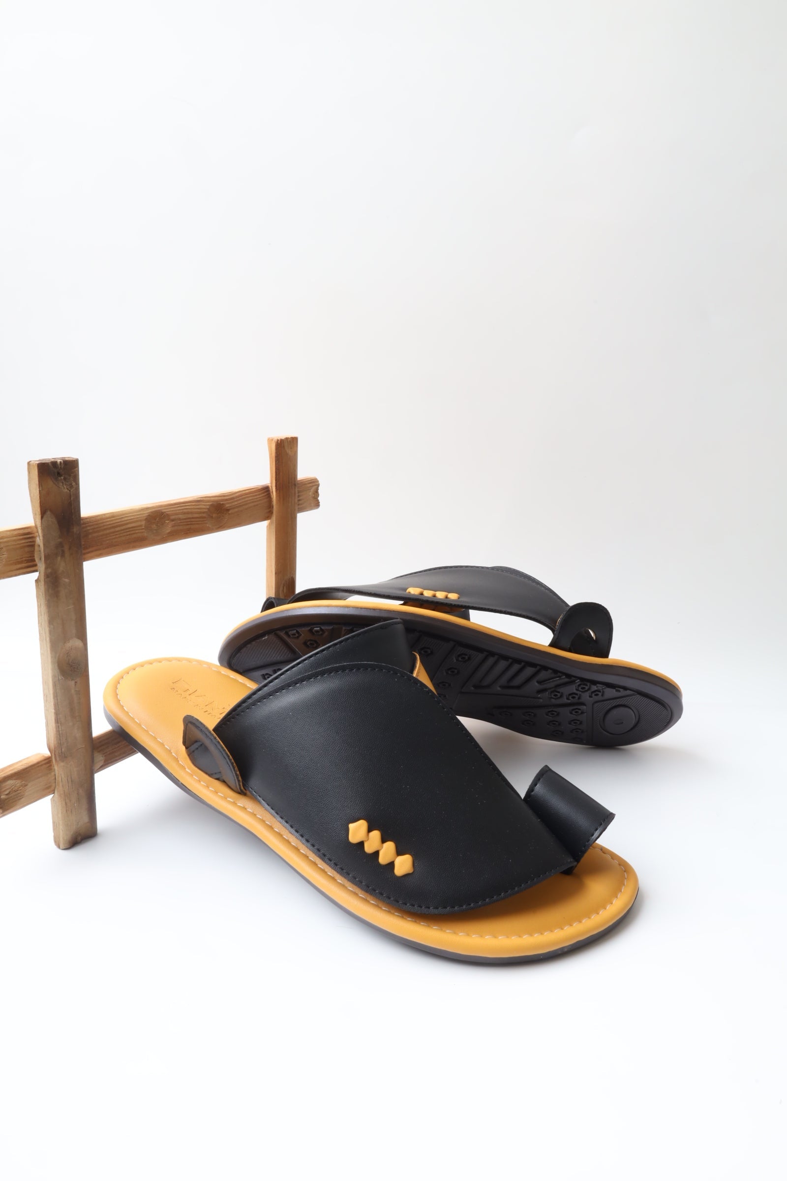 Italian Sharqi 55565