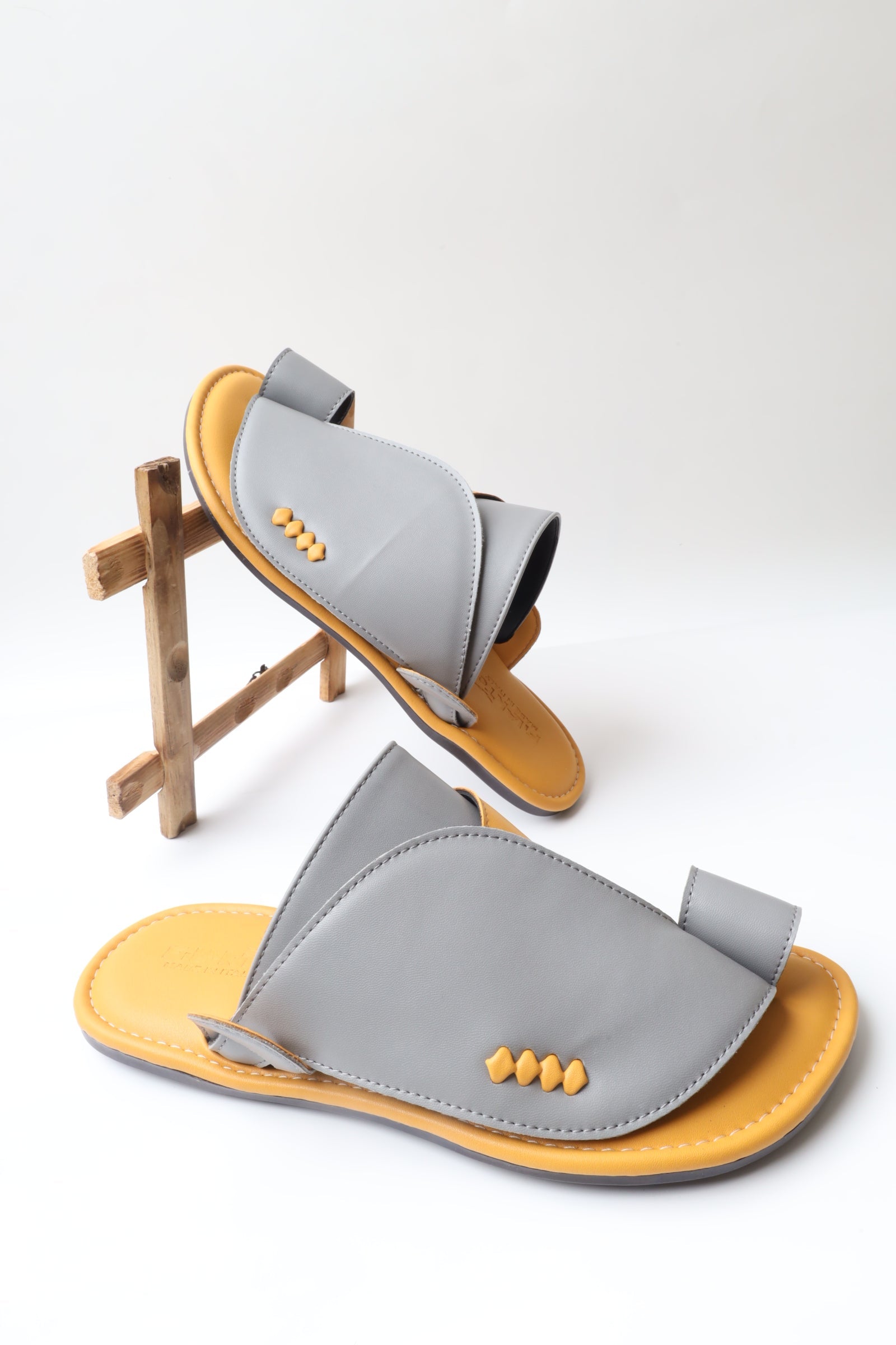 Italian Sharqi 55565