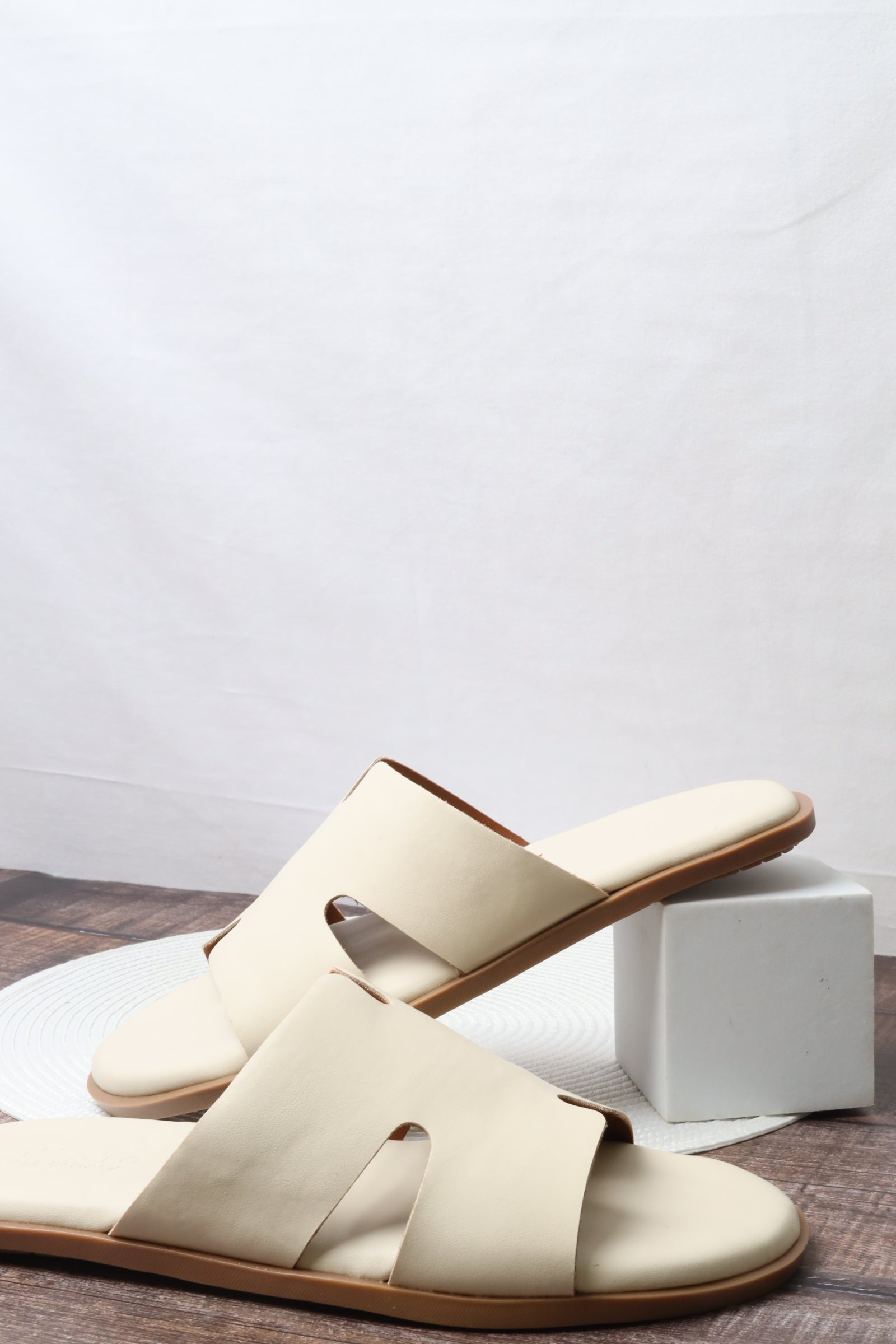 Italian sandal 1231043