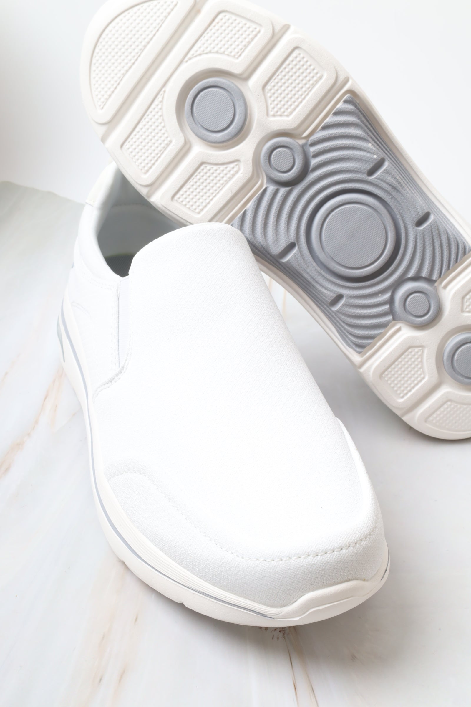 حذاء رياضي رجالي 16703