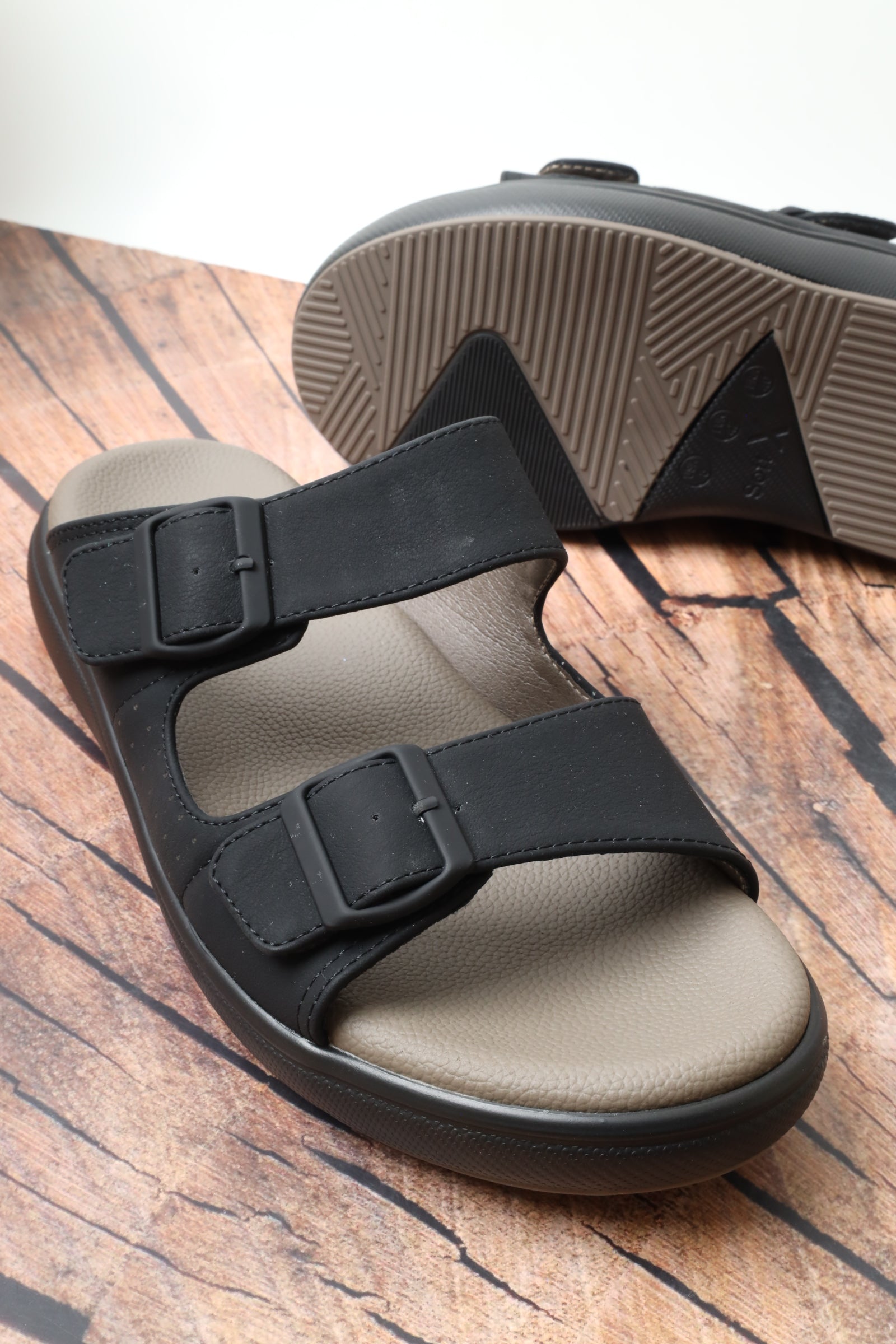 صندل رجالي 45509