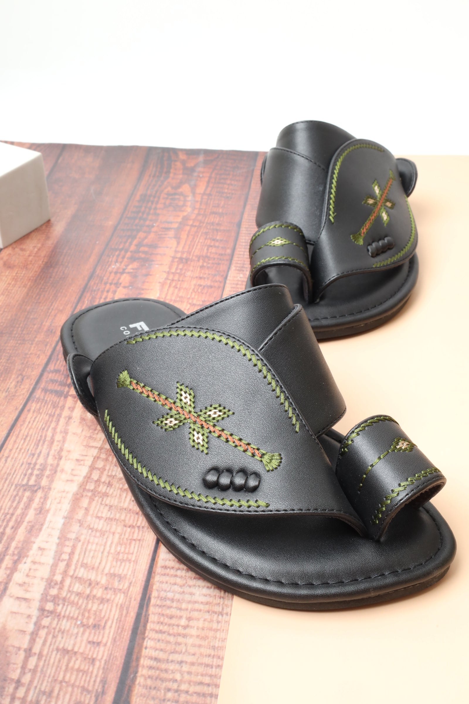 حذاء ولادي 25955