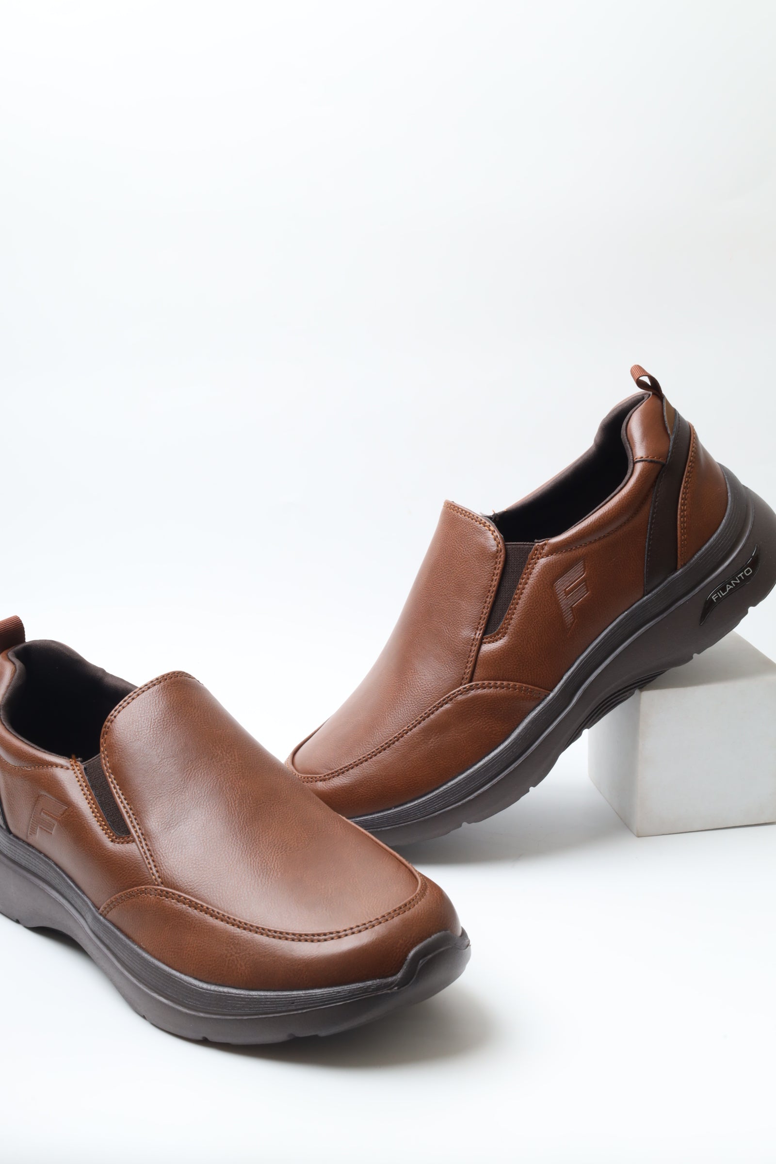 حذاء رياضي رجالي 16706