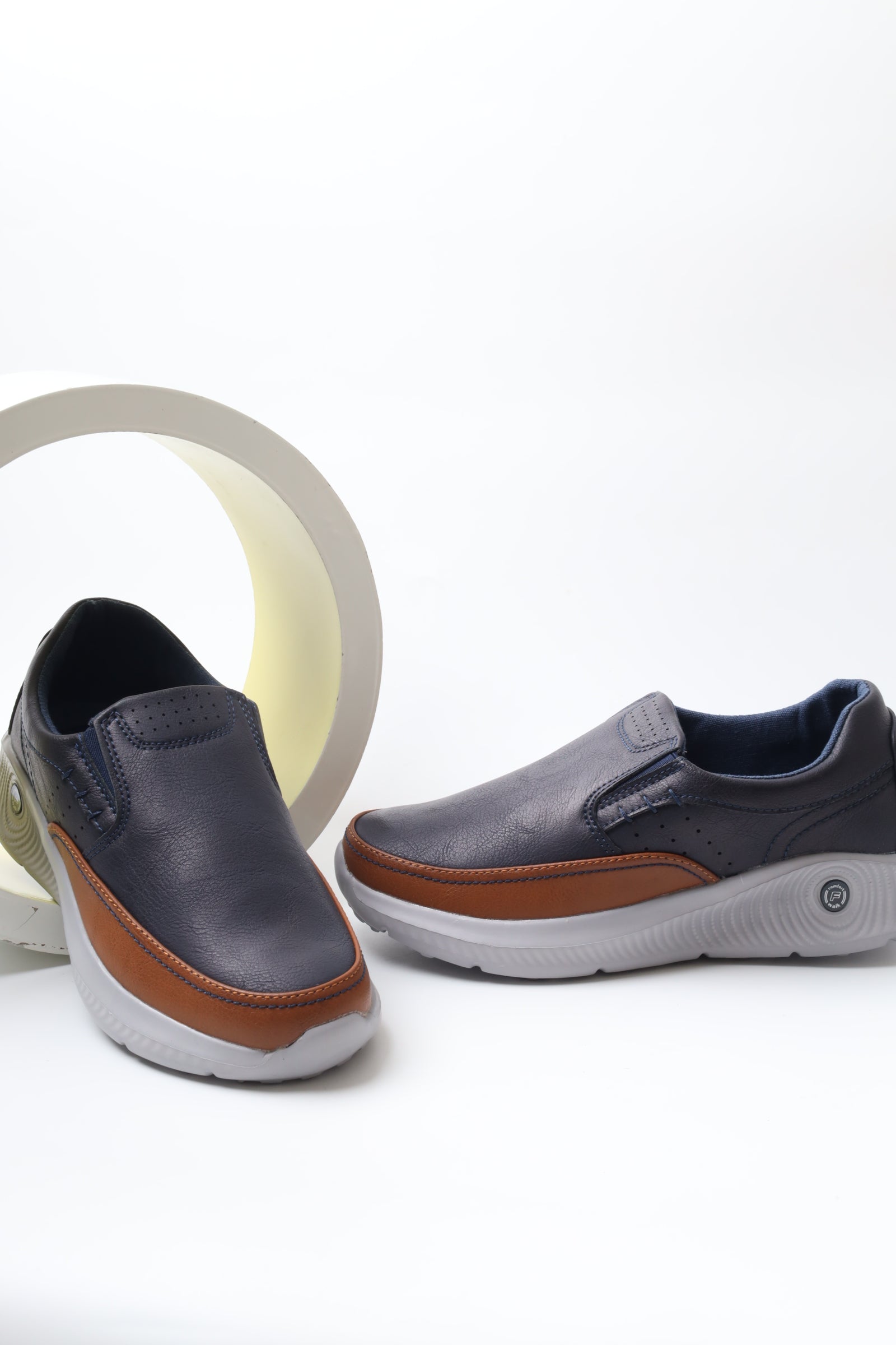 حذاء ولادي 28428