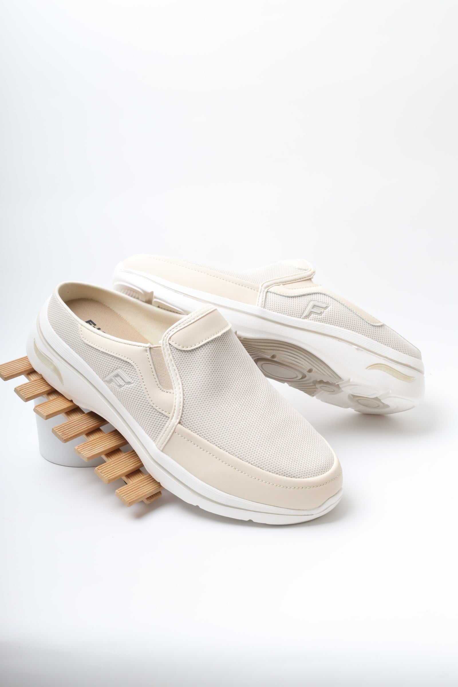 حذاء رياضي رجالي 16704