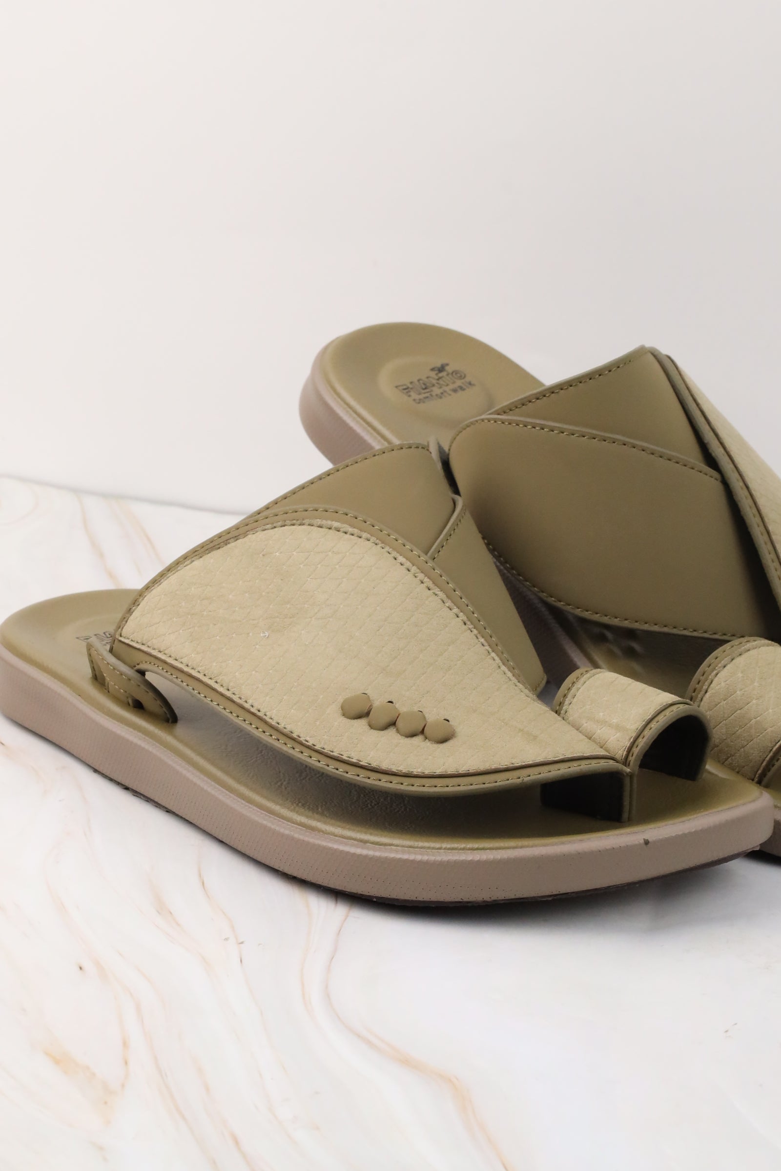 Men's Sharqi 33125