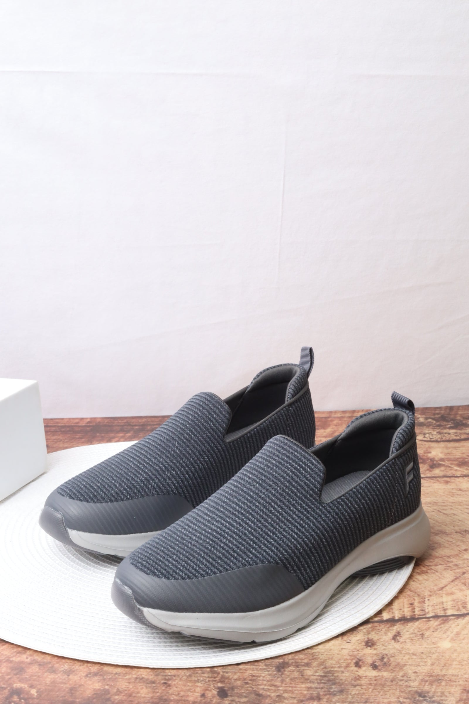 حذاء ولادي 19608