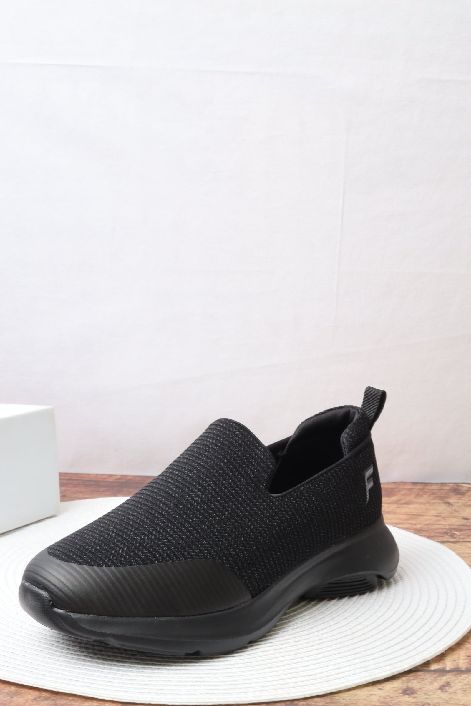 حذاء ولادي 19608