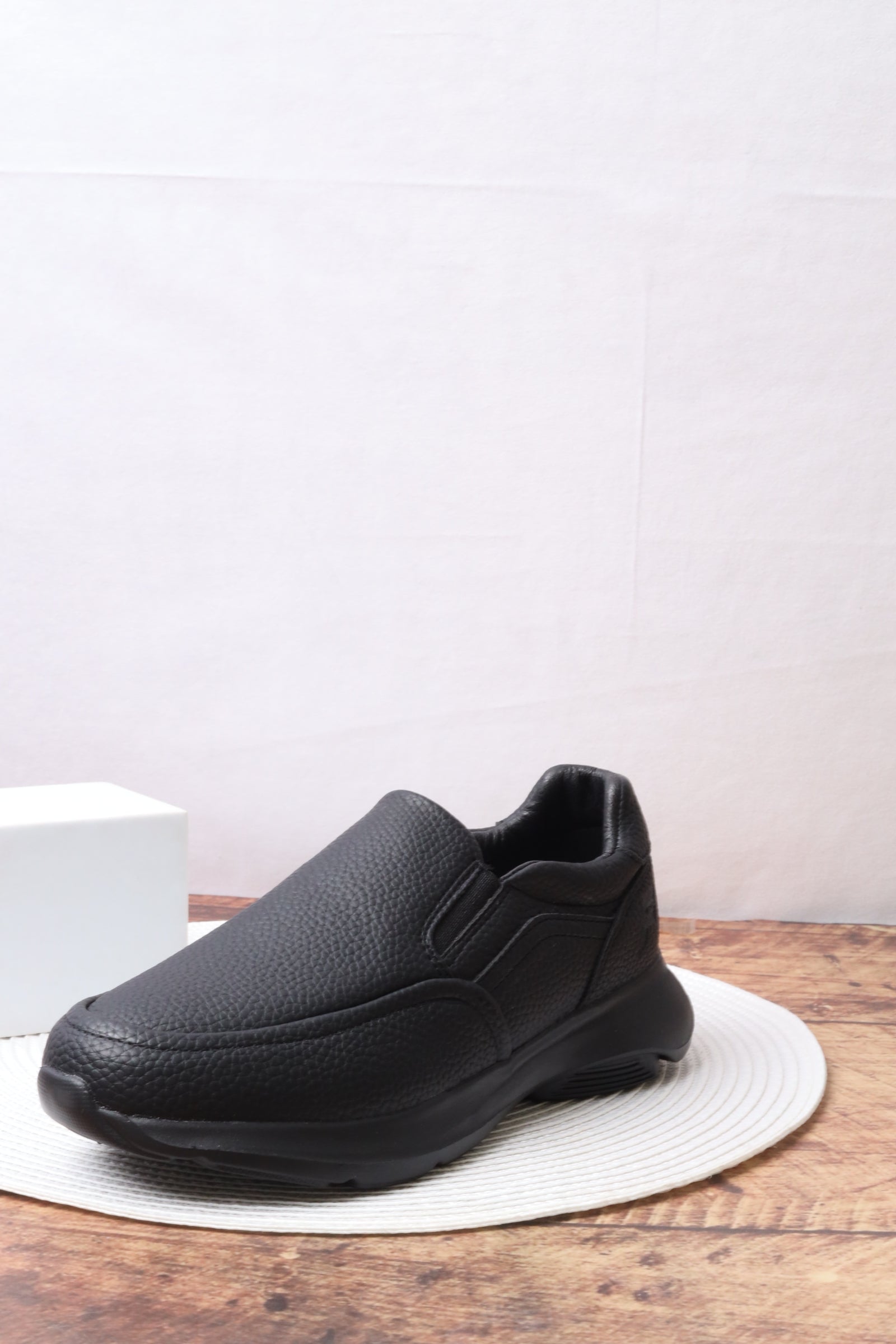 حذاء ولادي 19611