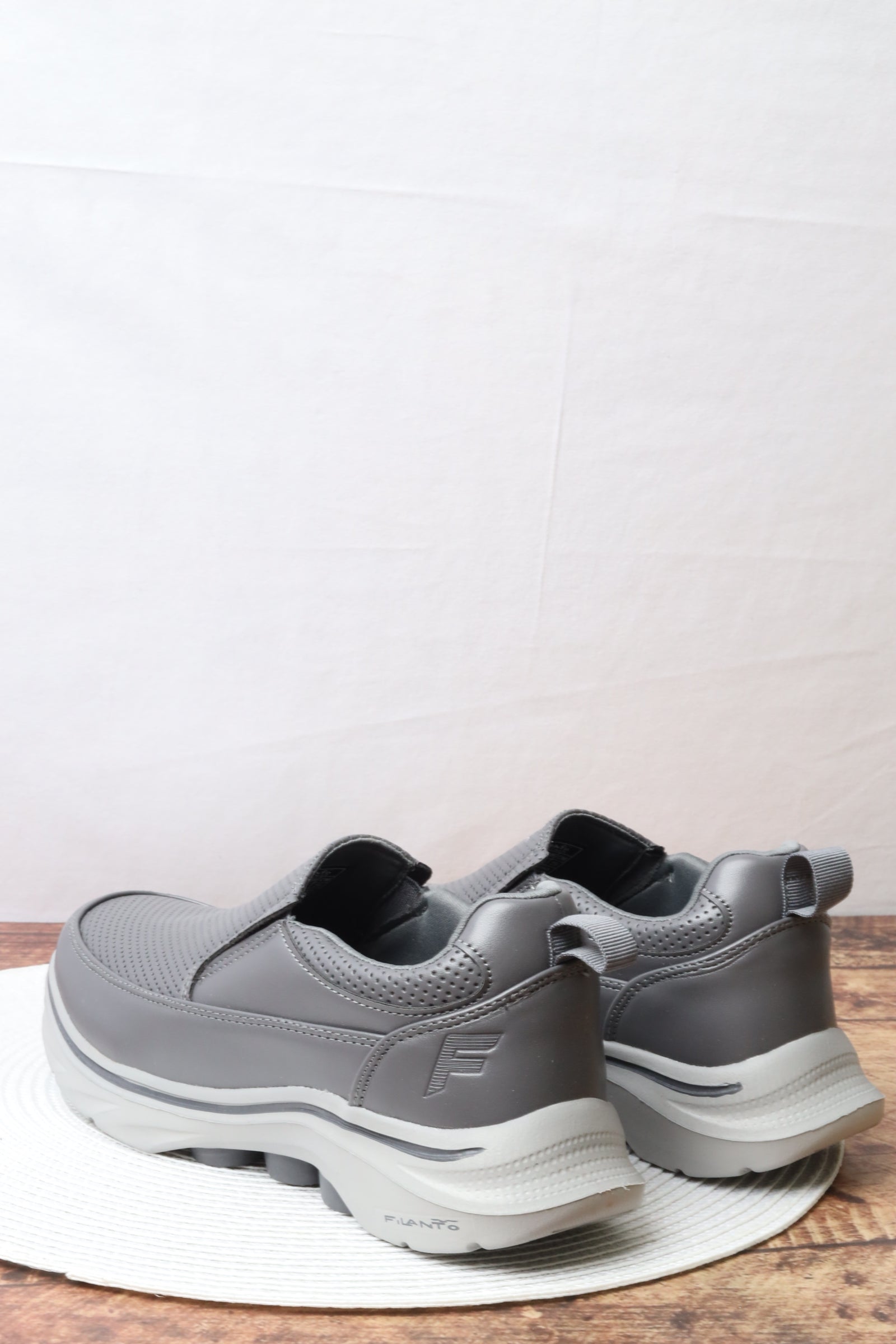 حذاء ولادي 19605