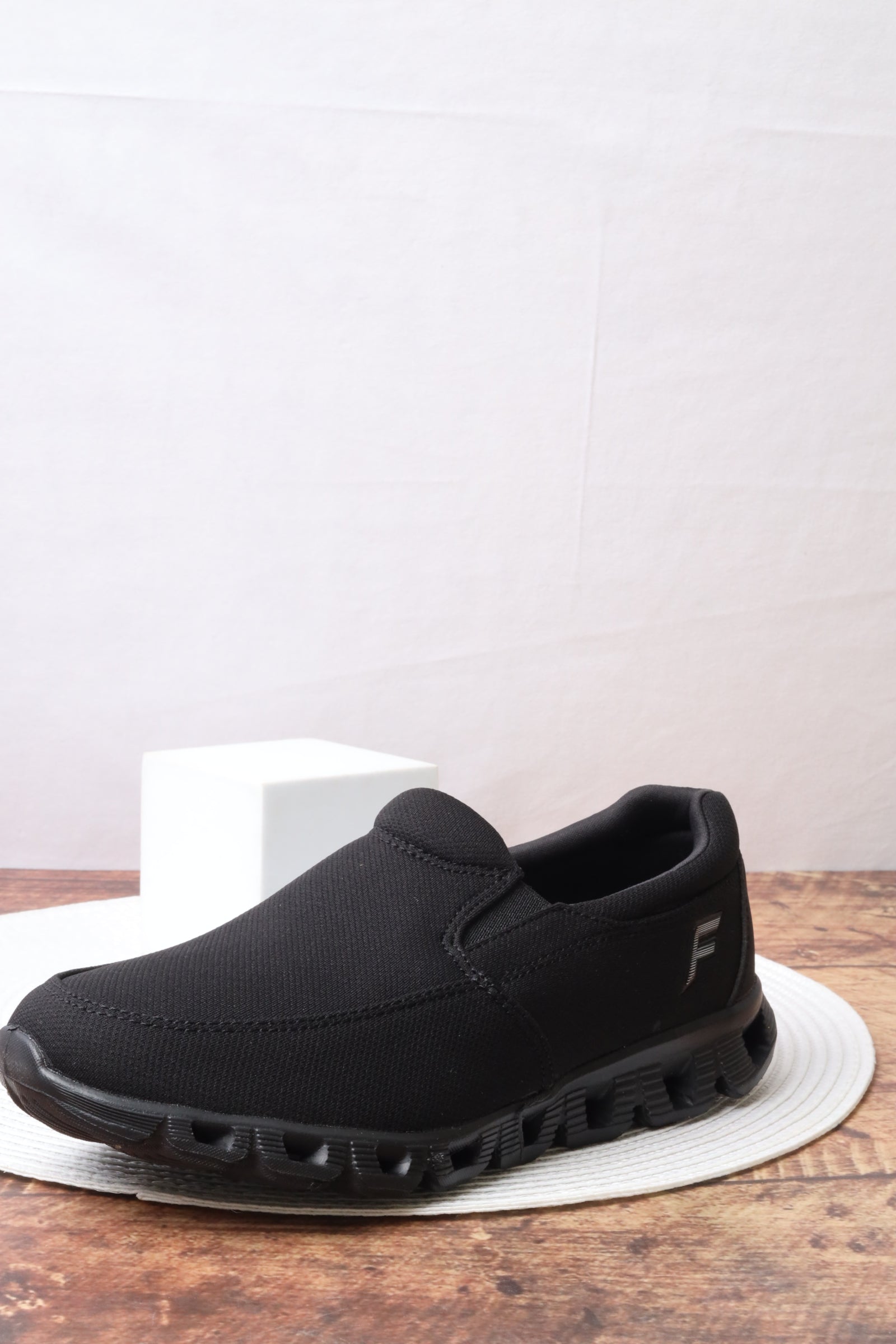 حذاء ولادي 19617