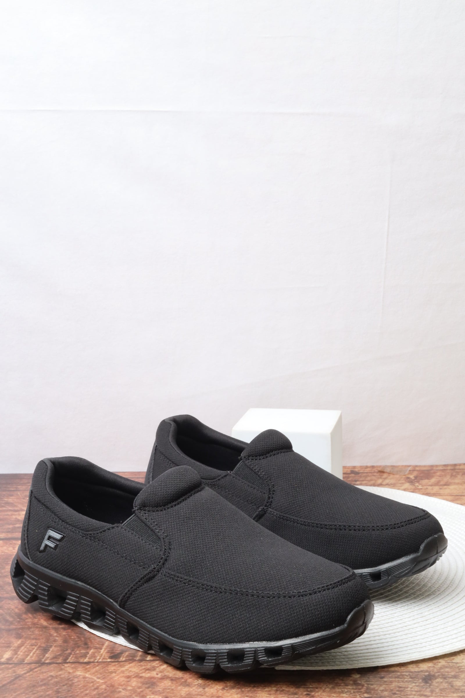 حذاء ولادي 19617