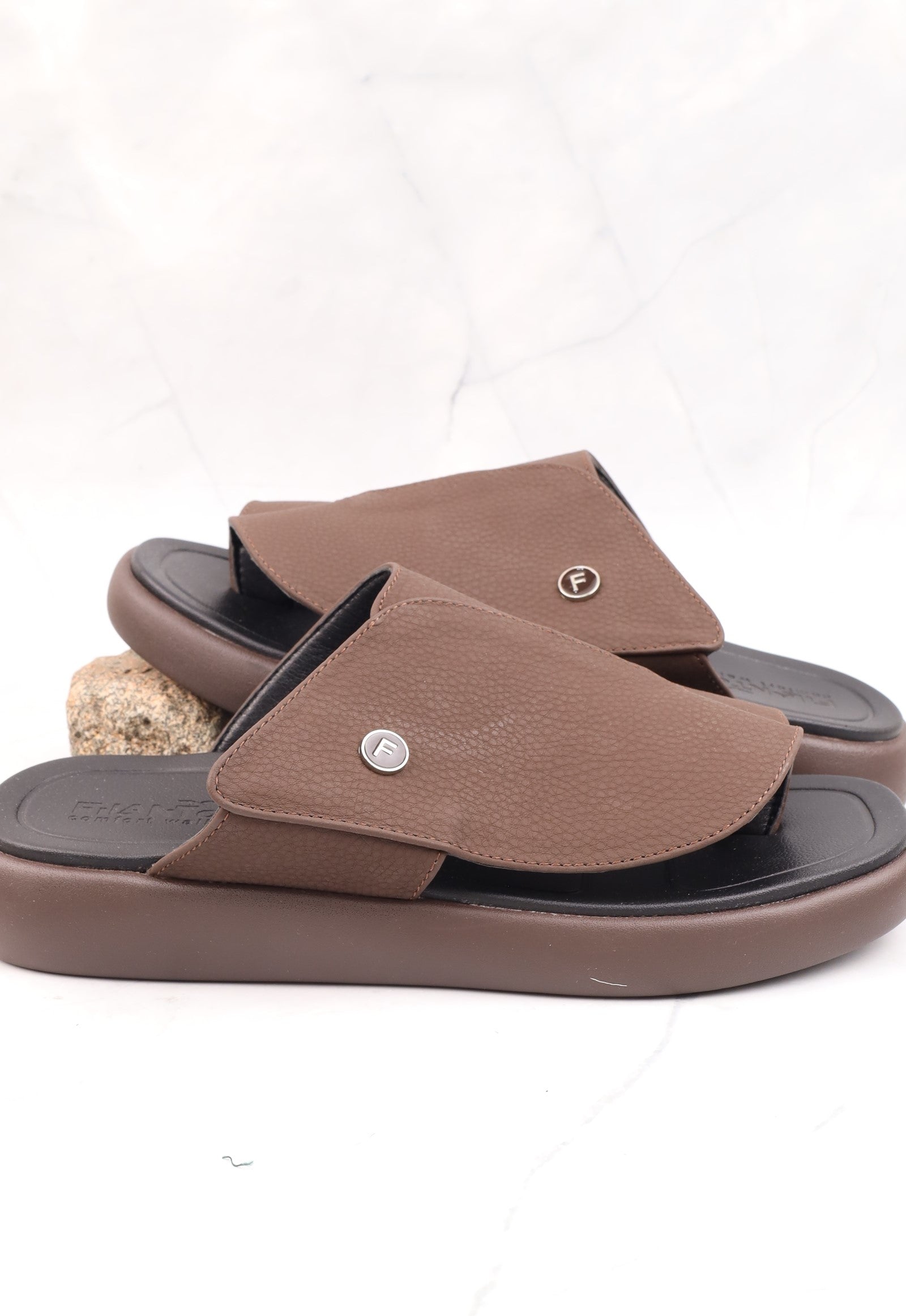 Men's Sandal 27724