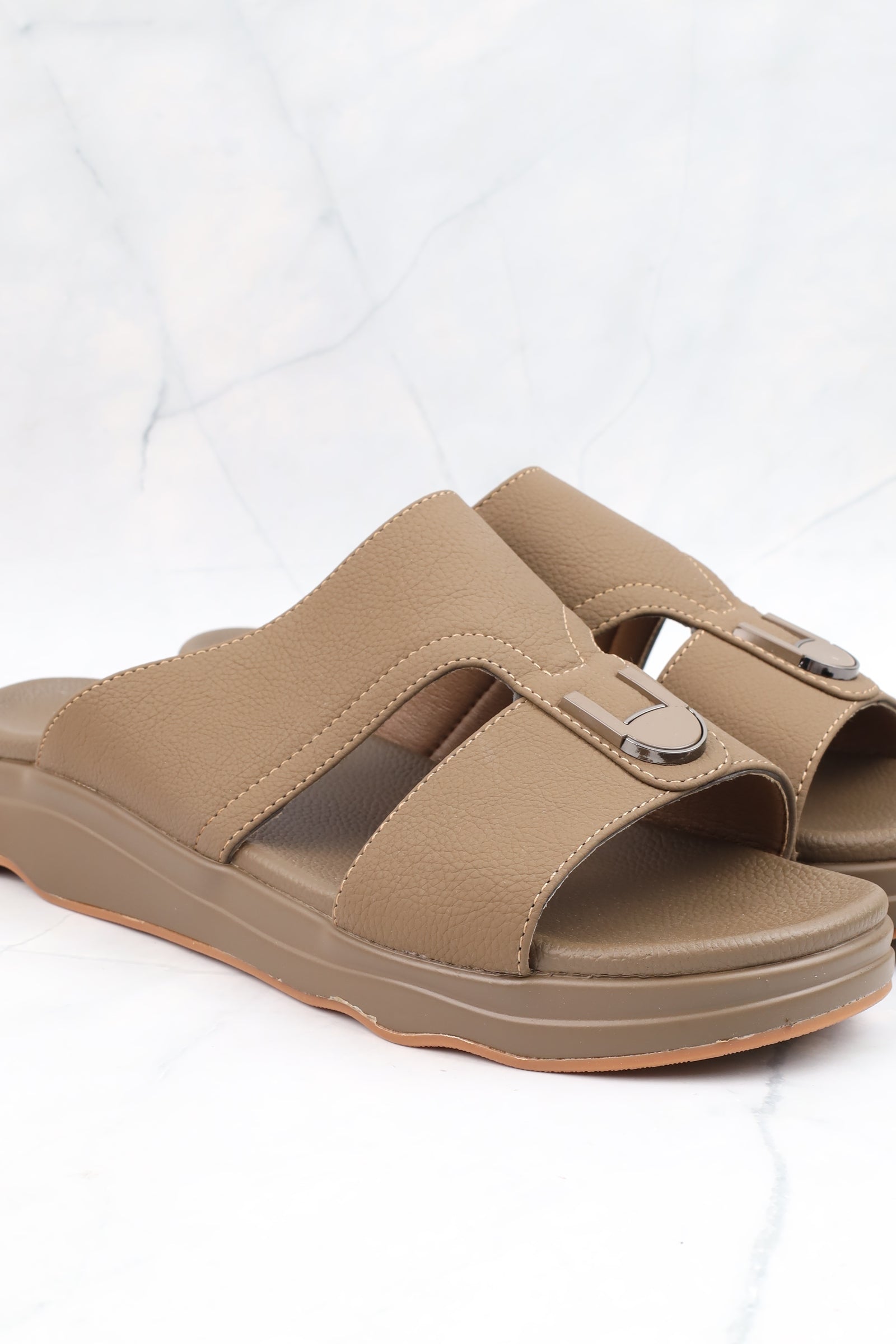 Men's Sandal 27736