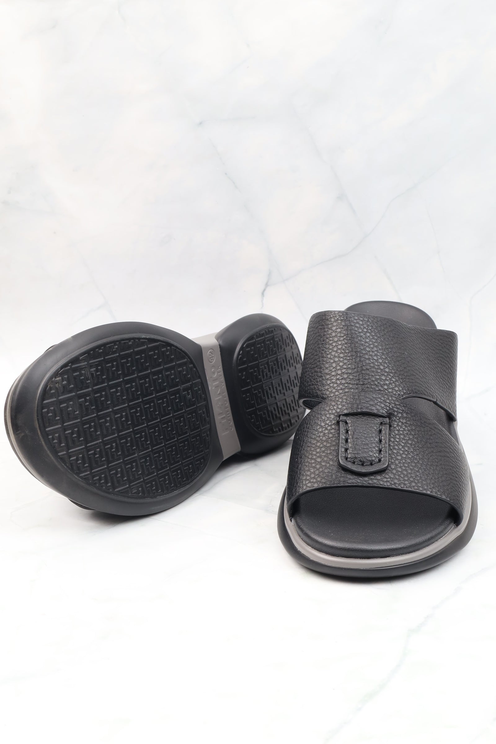 Men's Sandal 27706