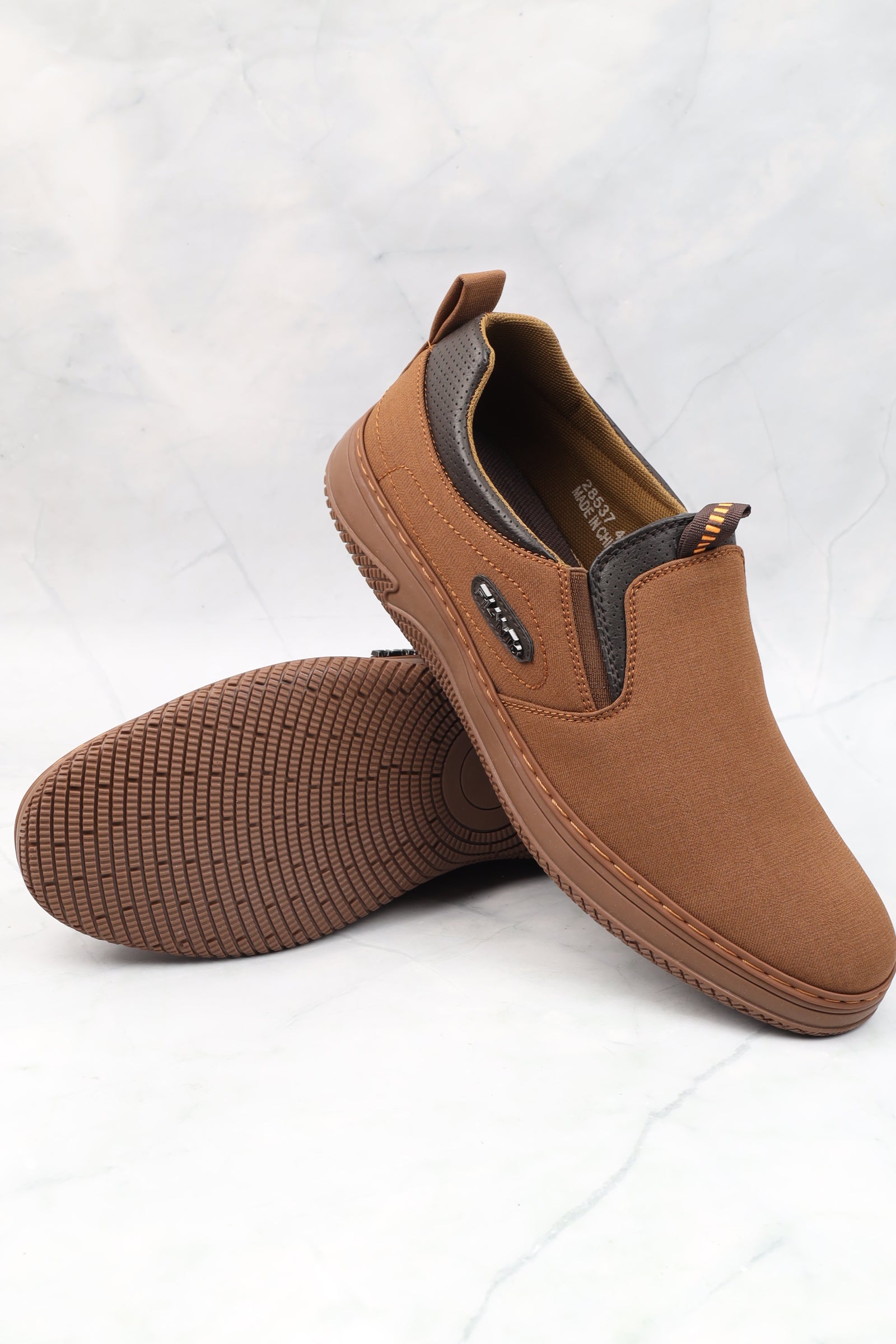 Casual shoe 28537