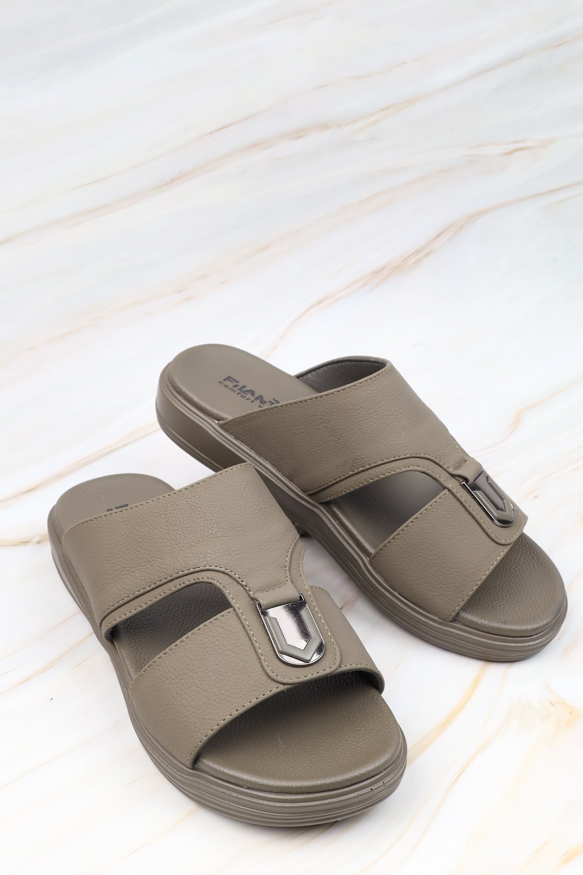Men's Sandal 27747