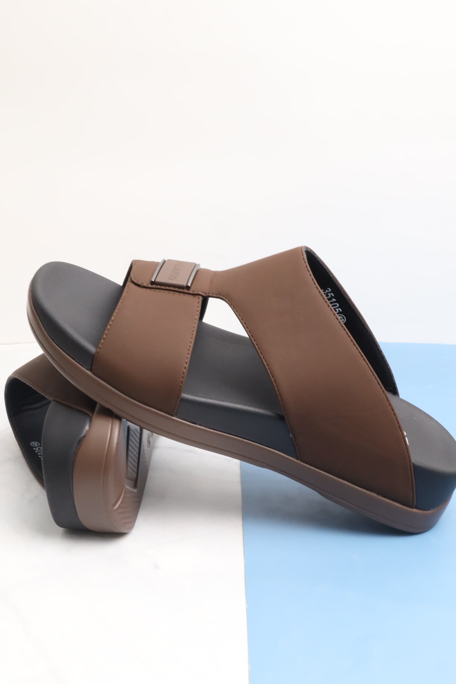 Men's sandal 35105