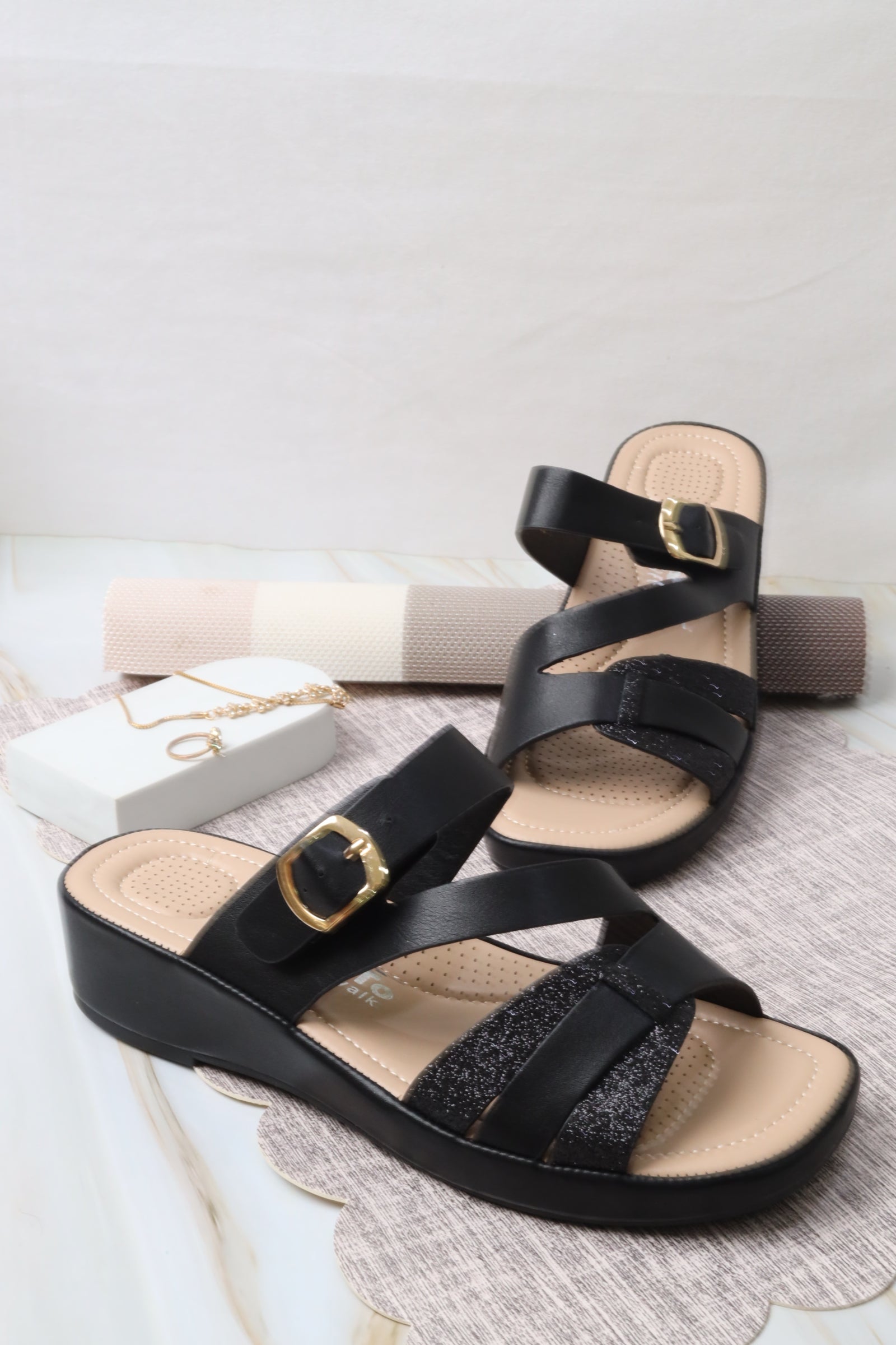 Women's sandal 55054