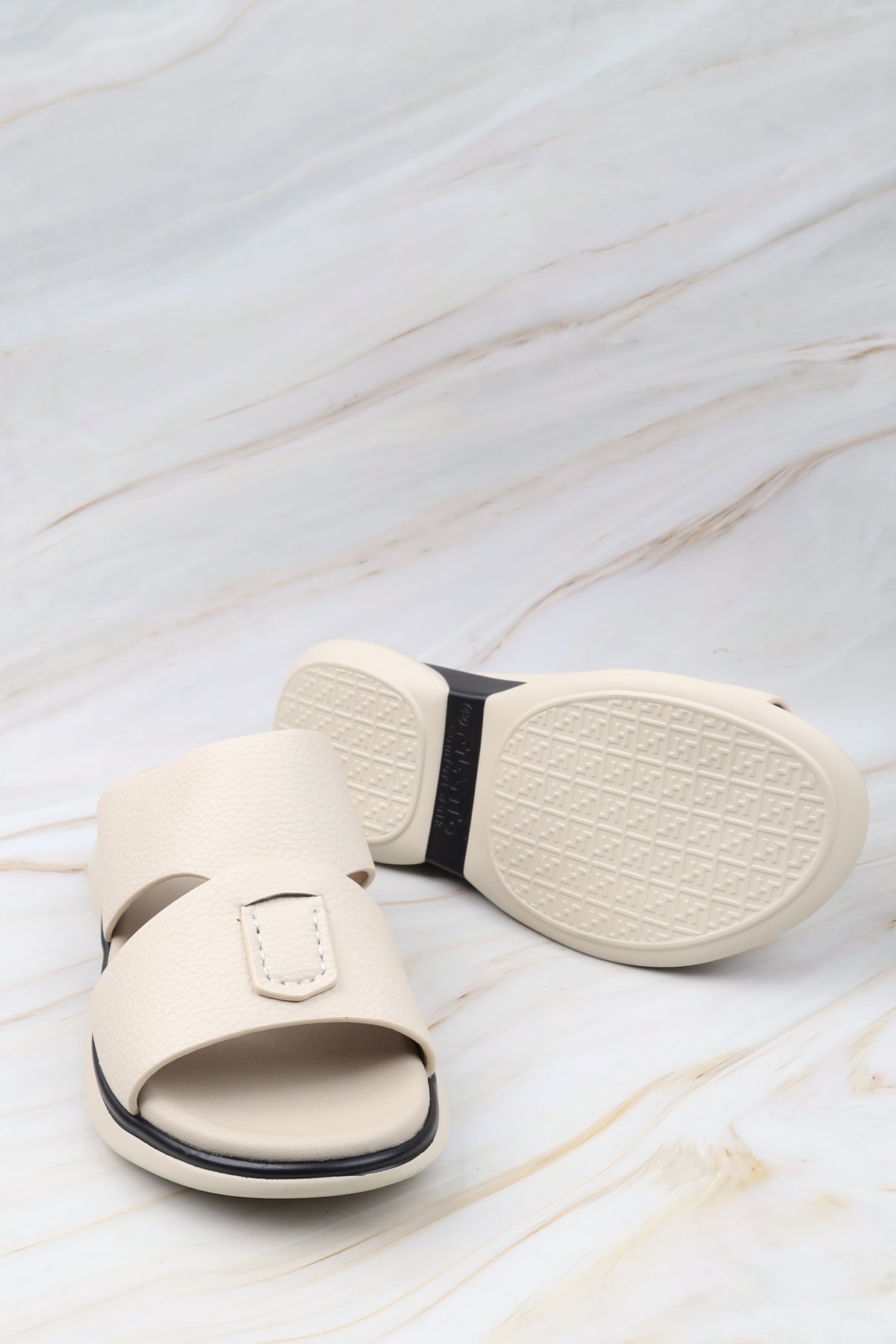 Men's Sandal 27706