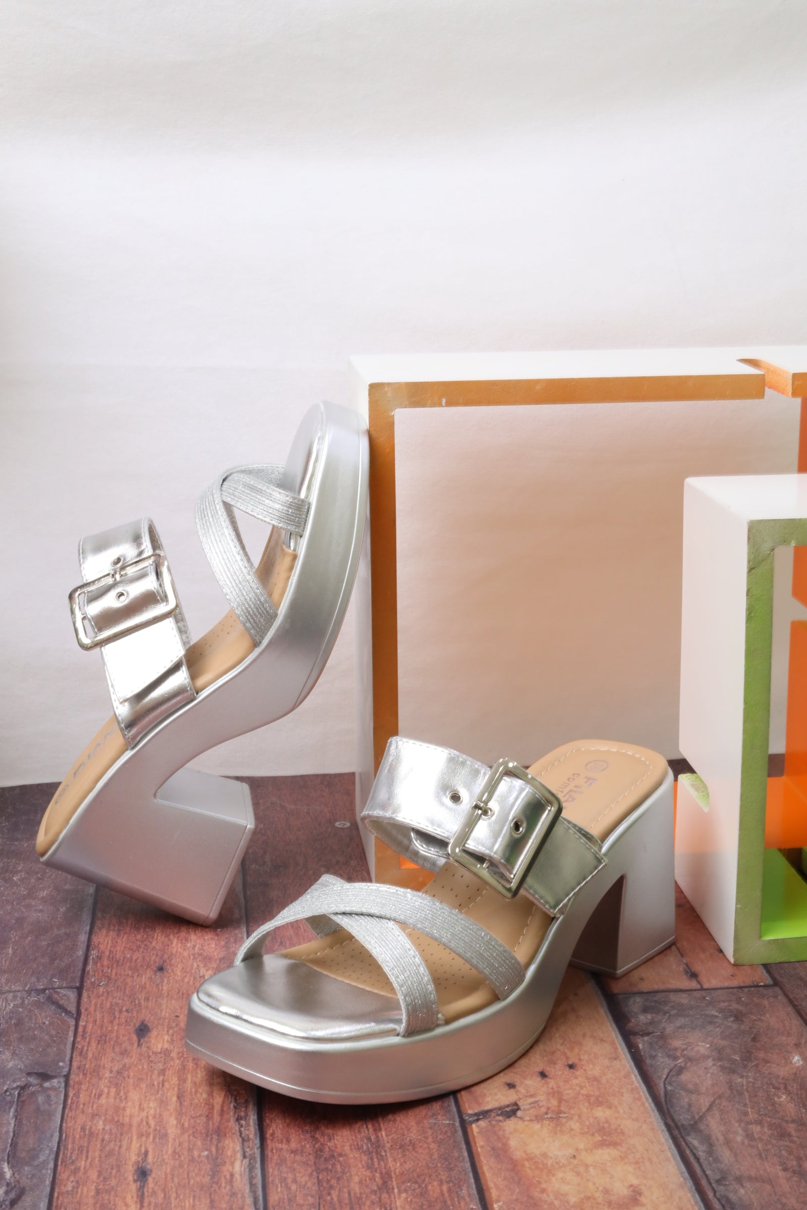 Women's heeled sandals 55062